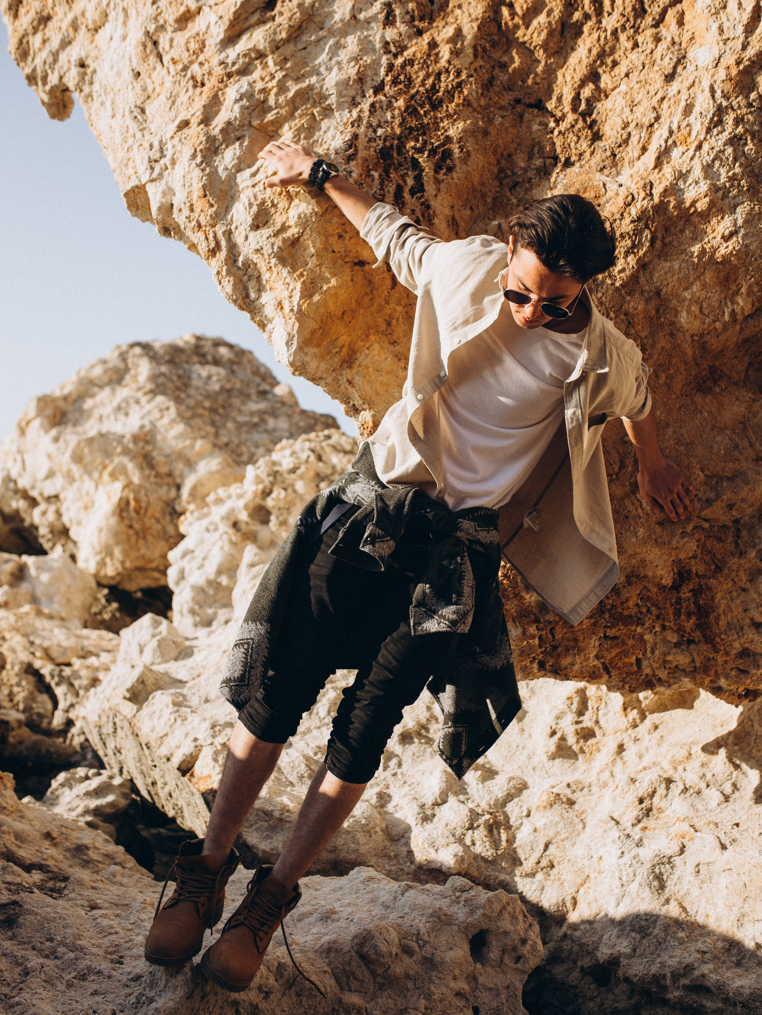 Фотосессия у камней эгейского моря для Ирандека. Главная