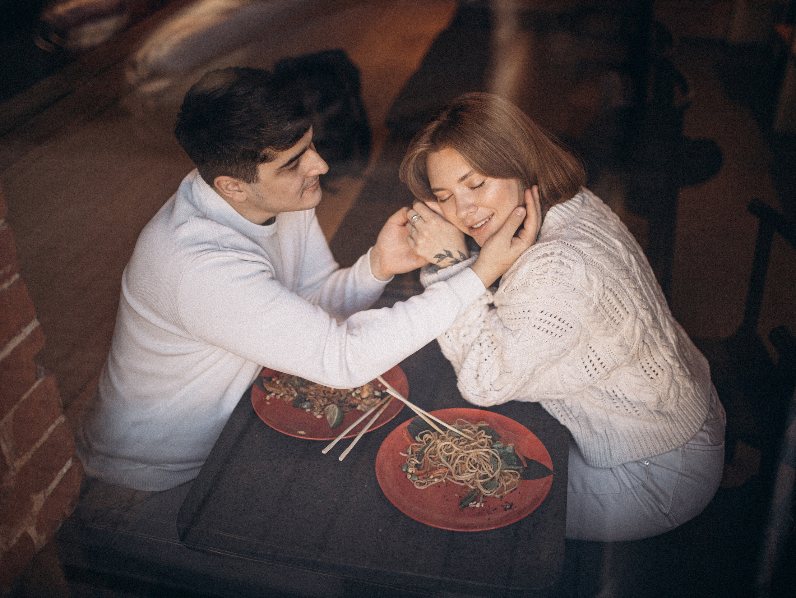 Инна и Азат прогулка по городу. Главная