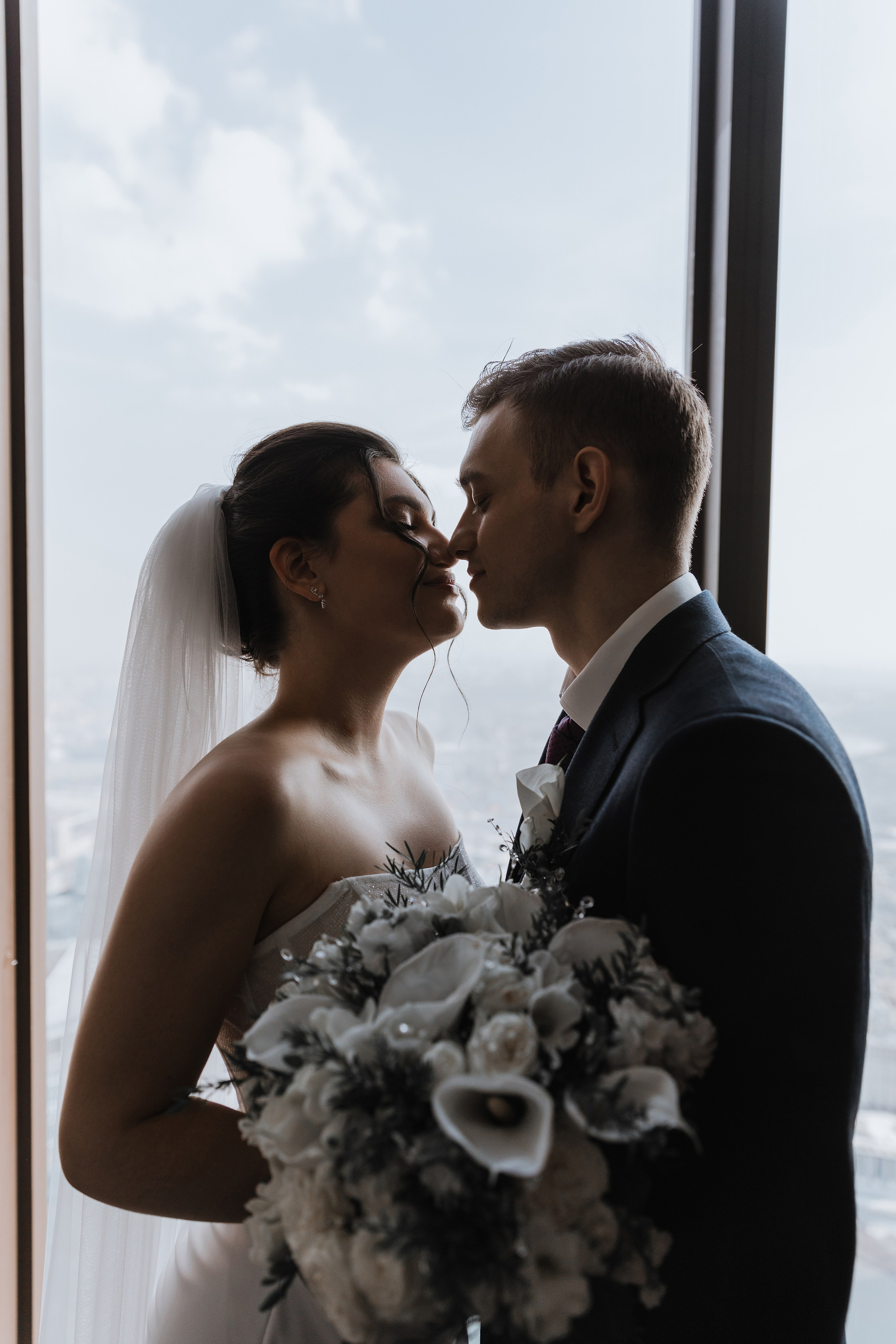 Паша&Настя (роспись Москва-сити Birds). Фотограф в Москве Юлия Хамзина