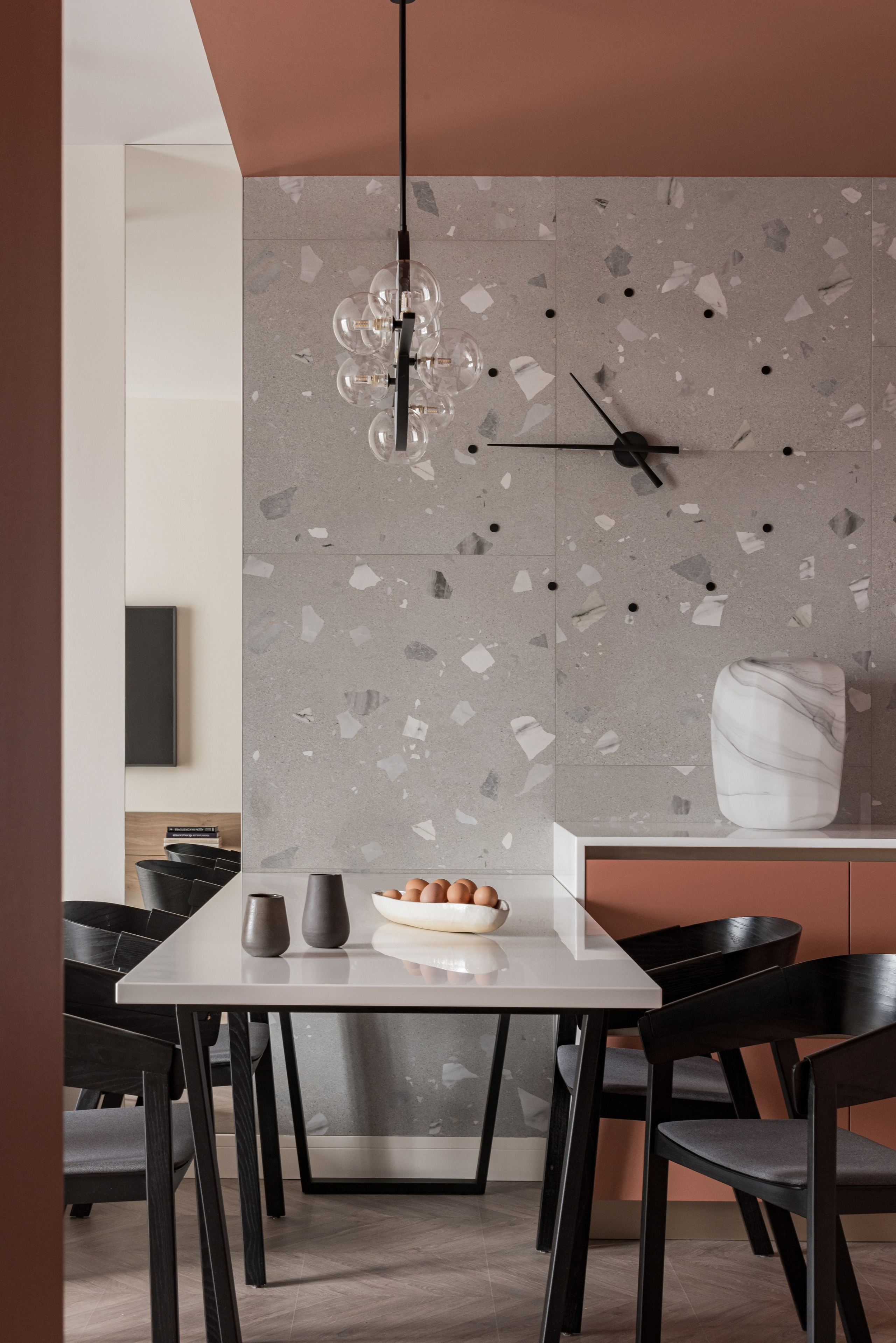 Квартира для молодого человека. Дизайнер Анна Хащенко. Мебель на заказ