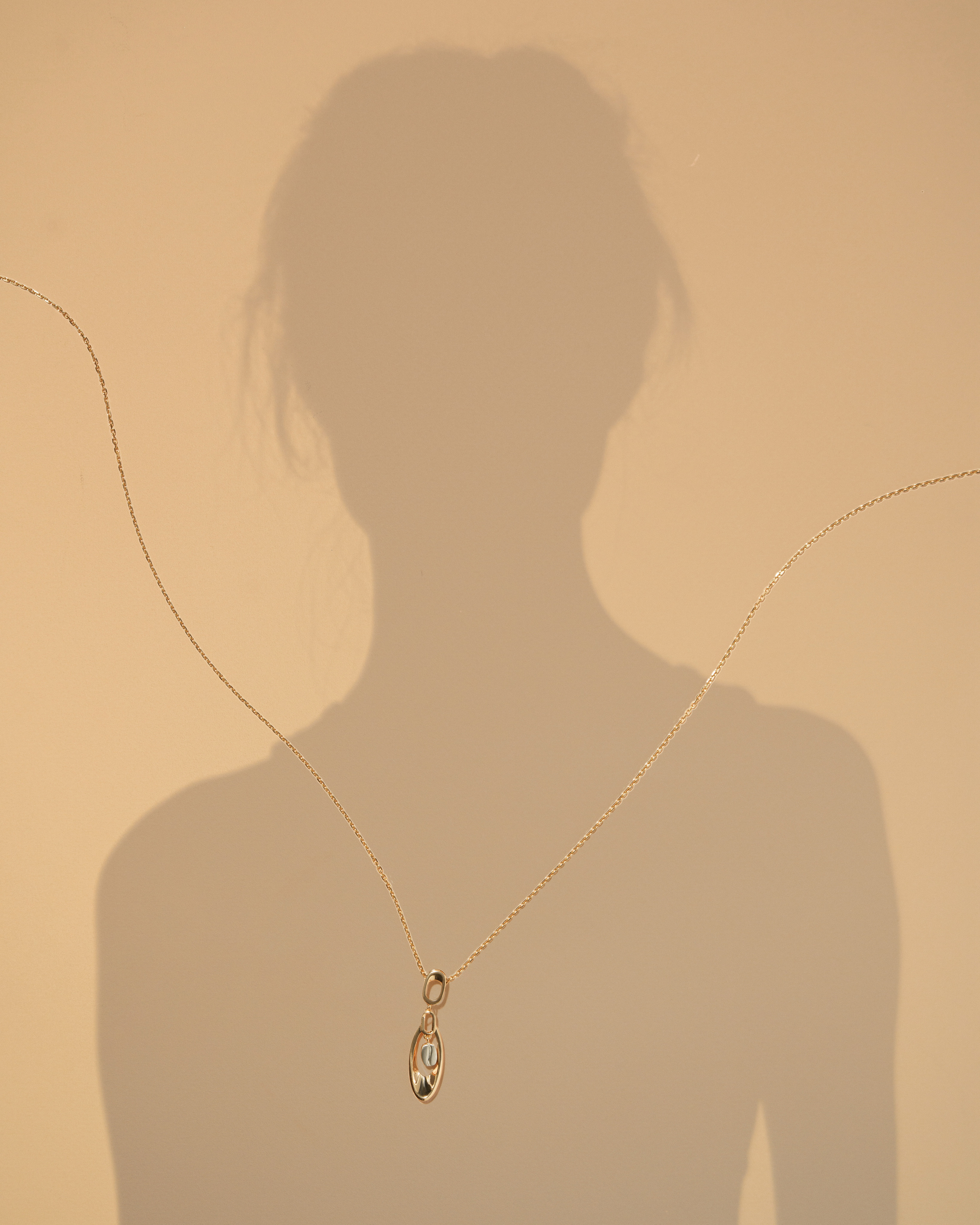 Украшения. KED Production — продакшн из СПб. Создаём фото, видео и контент, который помогает брендам и селлерам продавать больше