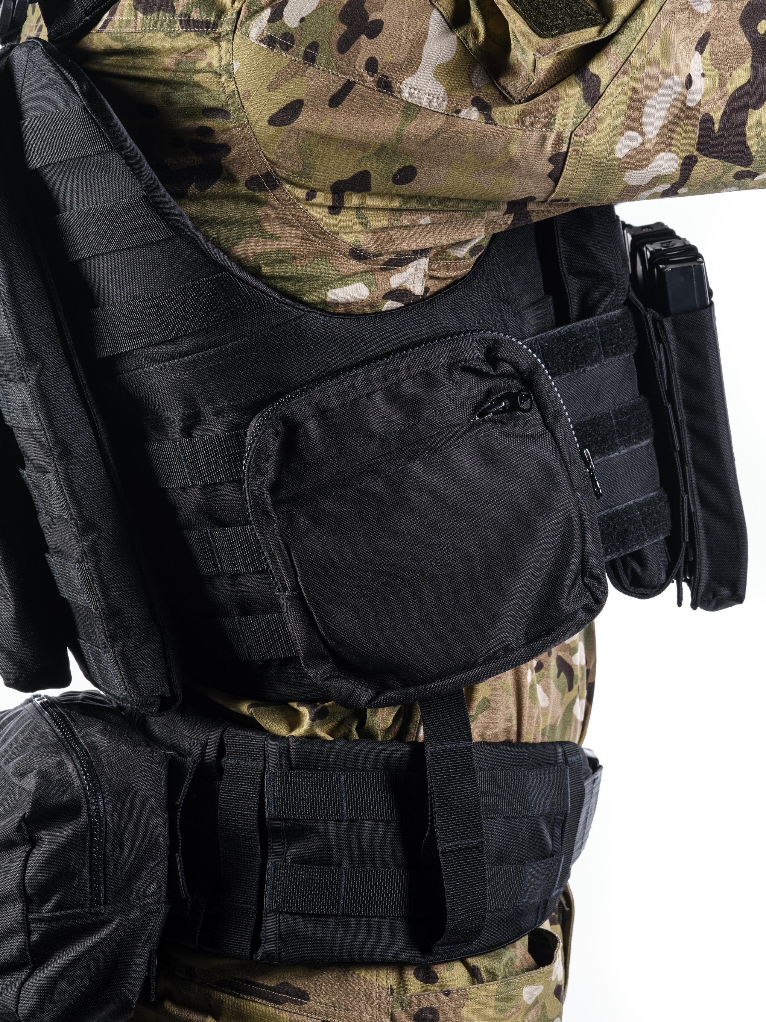 Военная одежда. KED Production — продакшн из СПб. Создаём фото, видео и контент, который помогает брендам и селлерам продавать больше