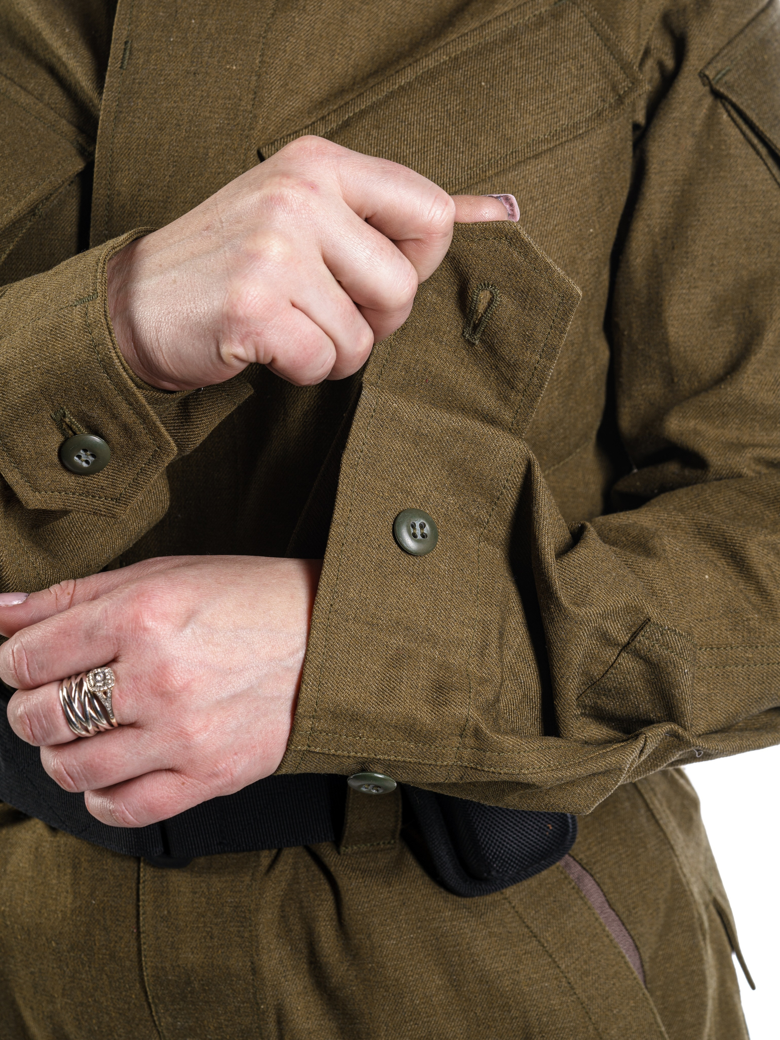 Военная одежда. KED Production — продакшн из СПб. Создаём фото, видео и контент, который помогает брендам и селлерам продавать больше