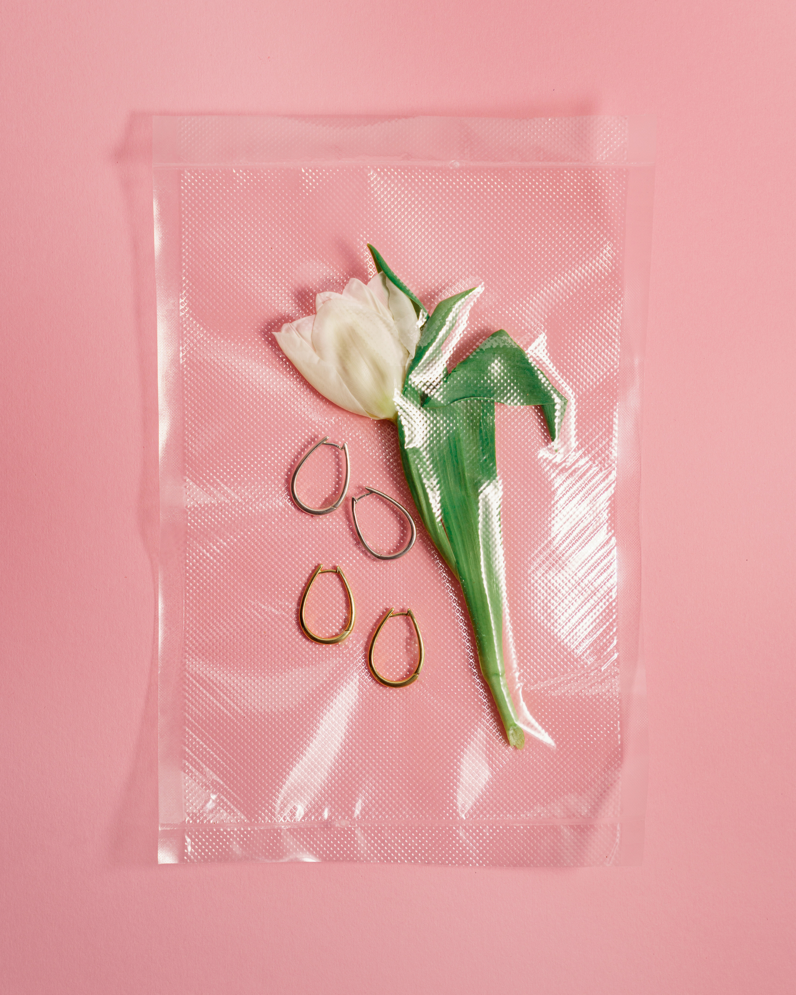 Украшения. KED Production — продакшн из СПб. Создаём фото, видео и контент, который помогает брендам и селлерам продавать больше