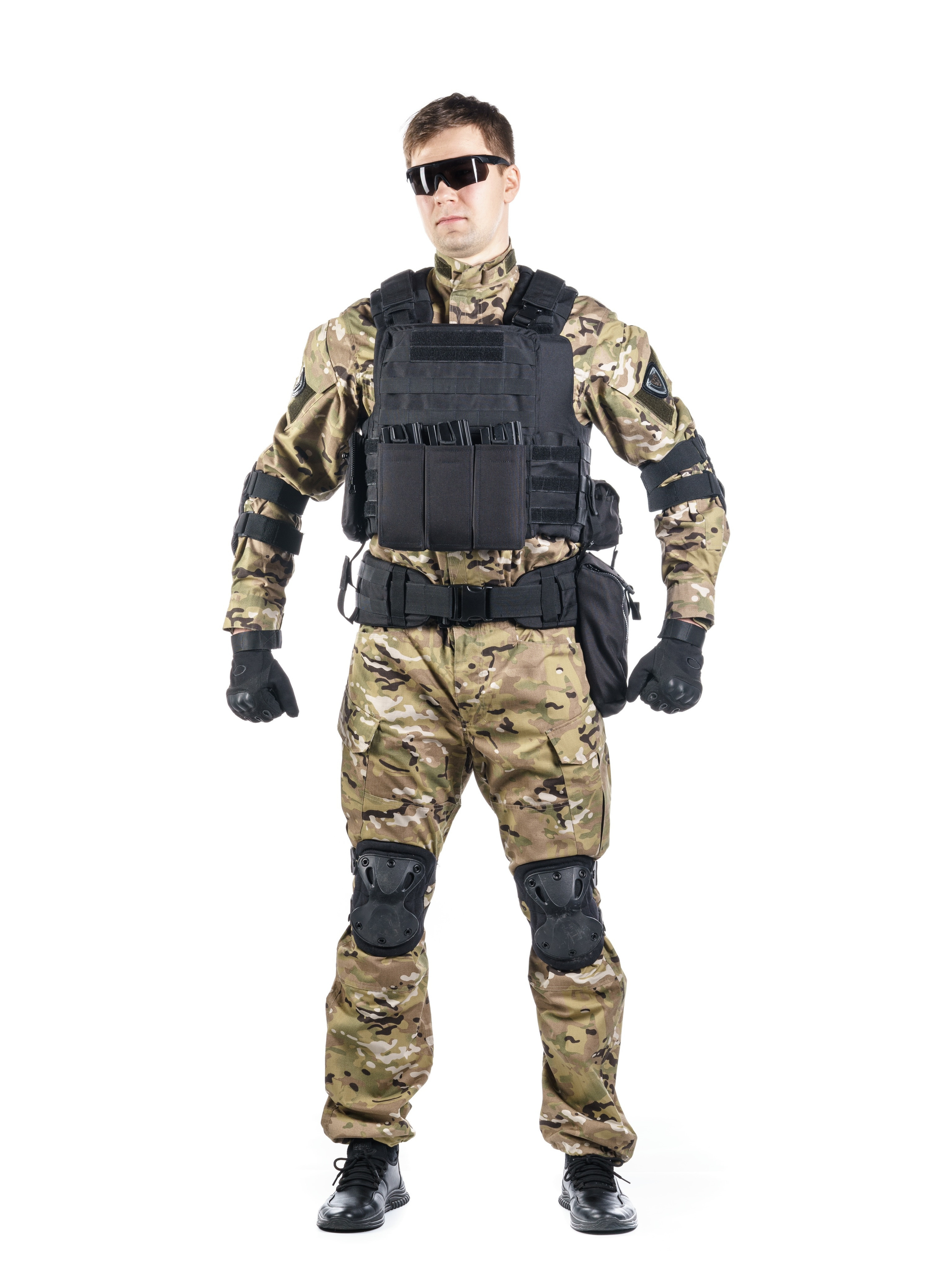 Военная одежда. KED Production — продакшн из СПб. Создаём фото, видео и контент, который помогает брендам и селлерам продавать больше