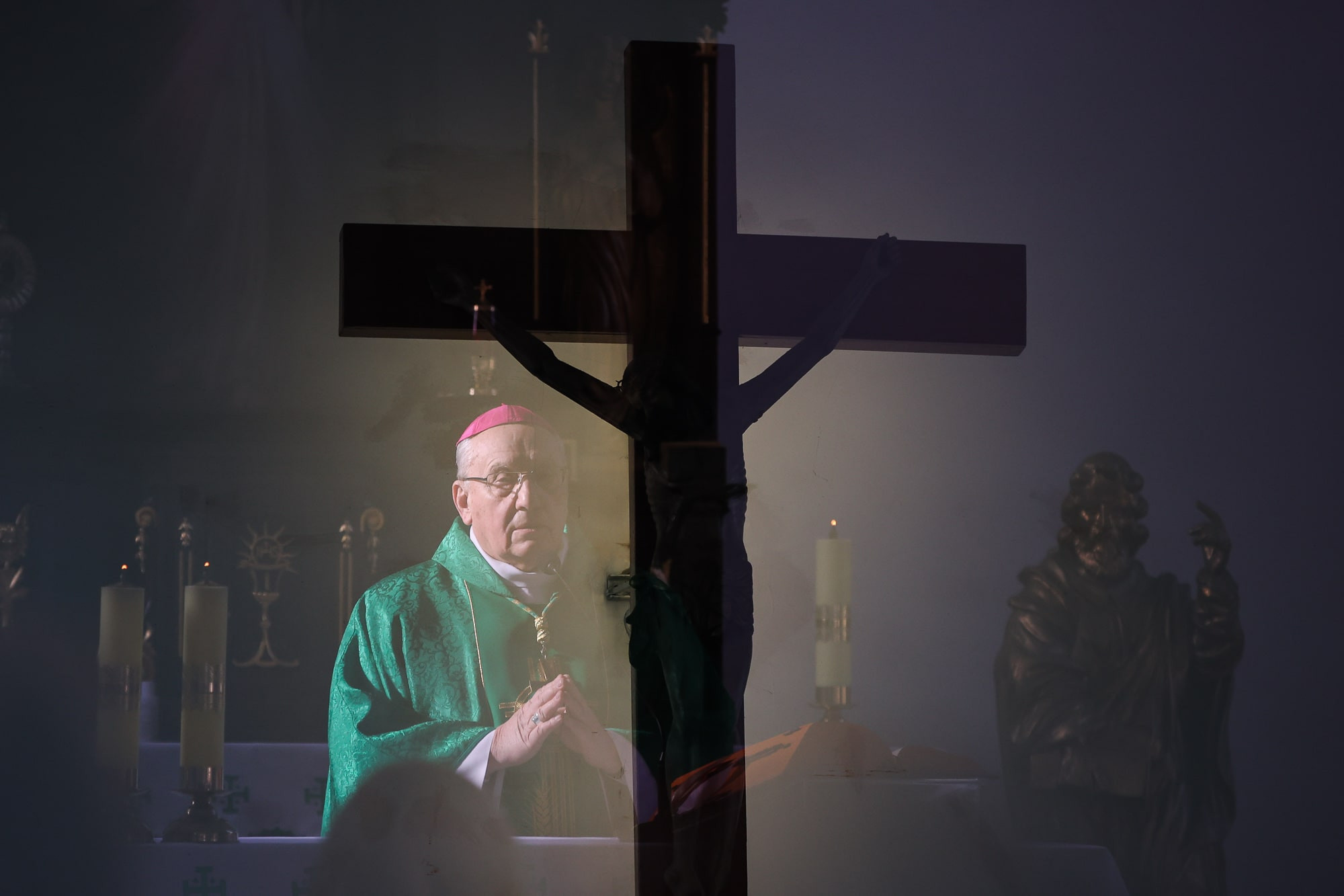 Молитва в католическом костеле 