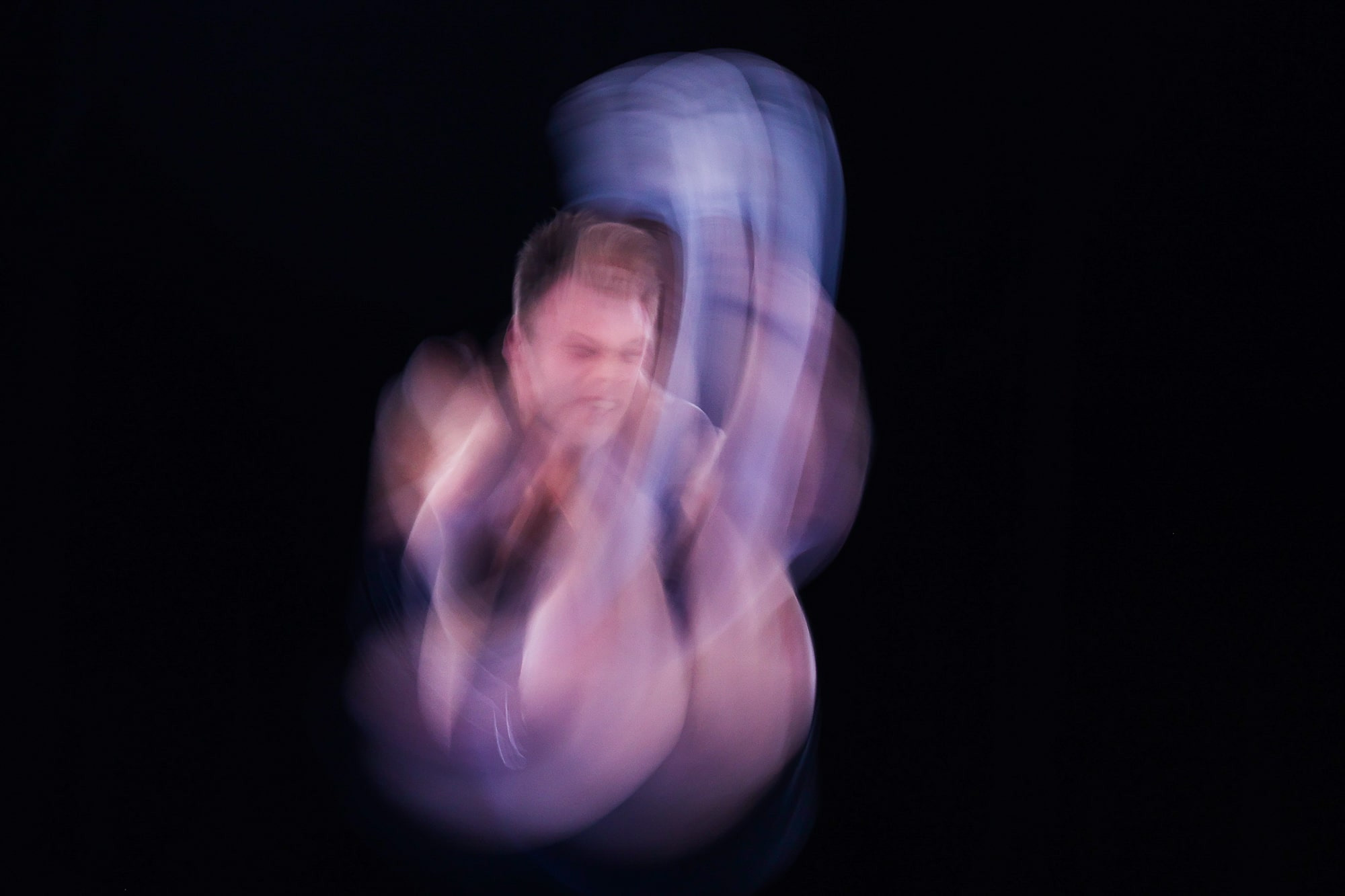 Прыжки на батуте 