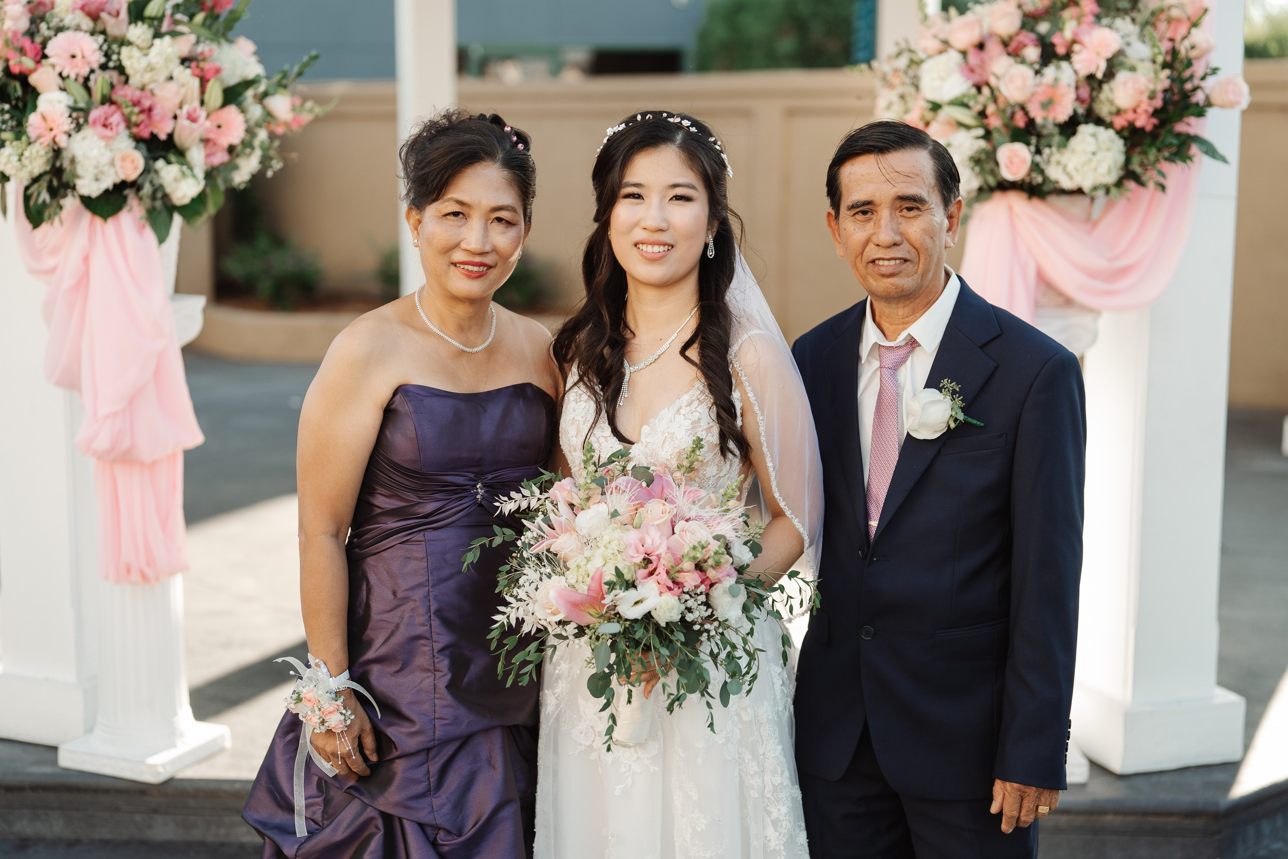 2025-08-16_AndreaChristopher. Ретушер Зенькевич Света