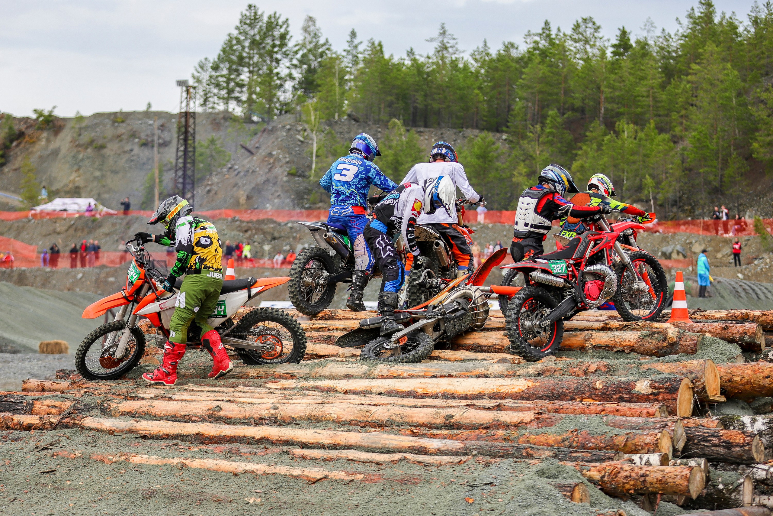 Мотофестиваль эндуро На угле. Спортивный и репортажный фотограф в Екатеринбурге Пустовая Аделя