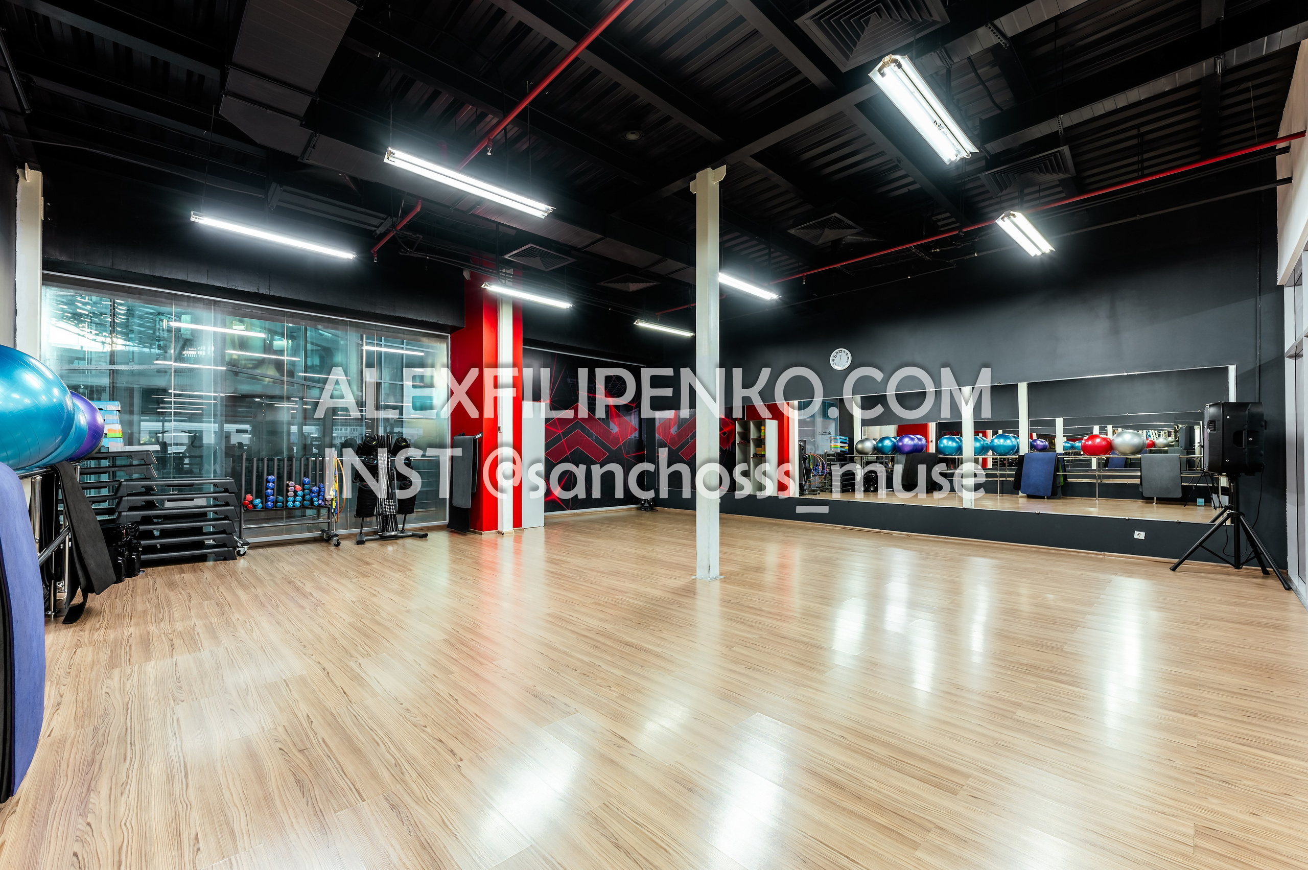 WORKOUT Достык 18. Фотограф интерьера недвижимости и архитектуры в Астане