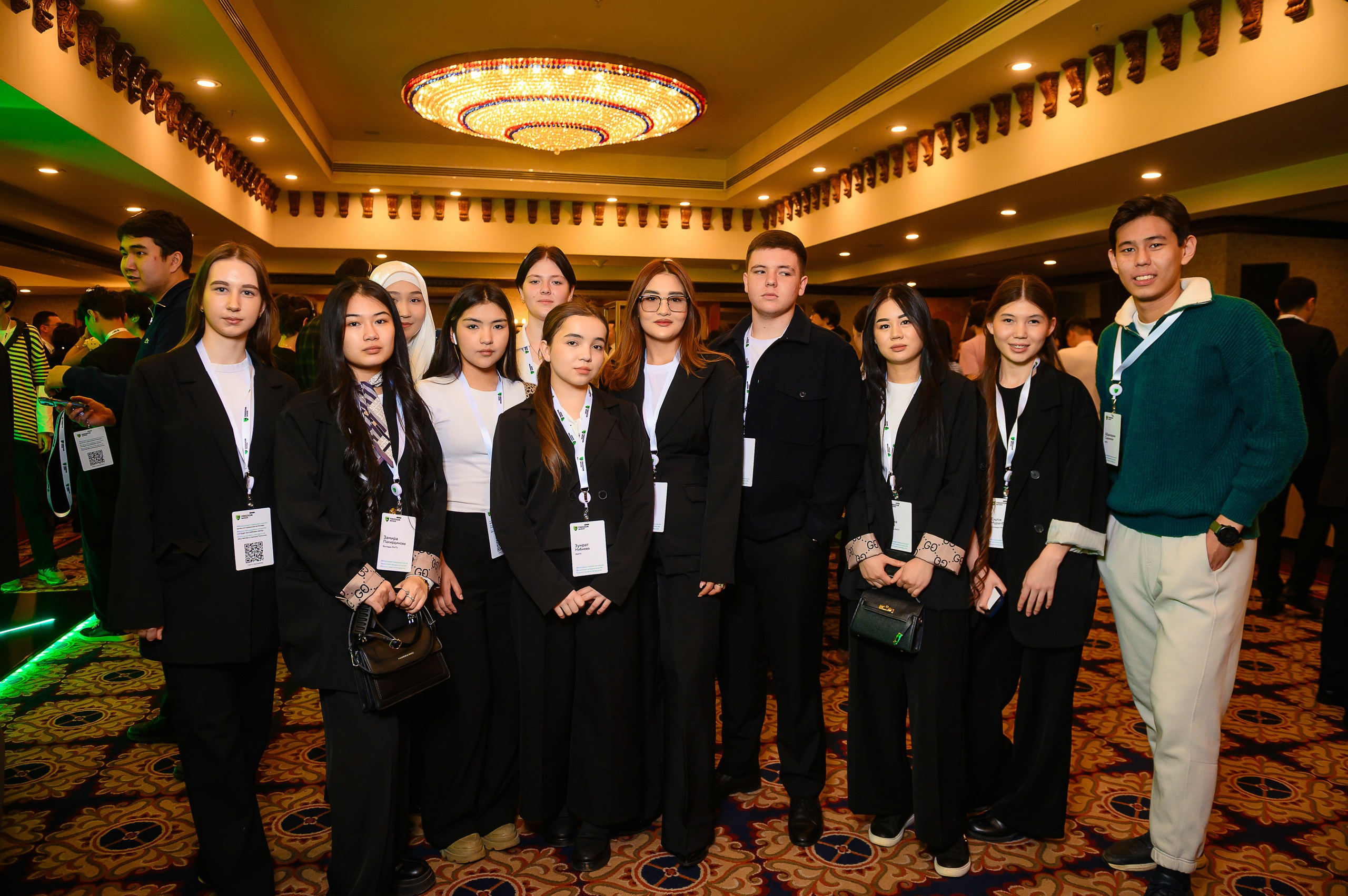 Финансовая карьера в эпоху ИИ. Freedom holding corp. Интерьерный и репортажный фотограф в Алматы