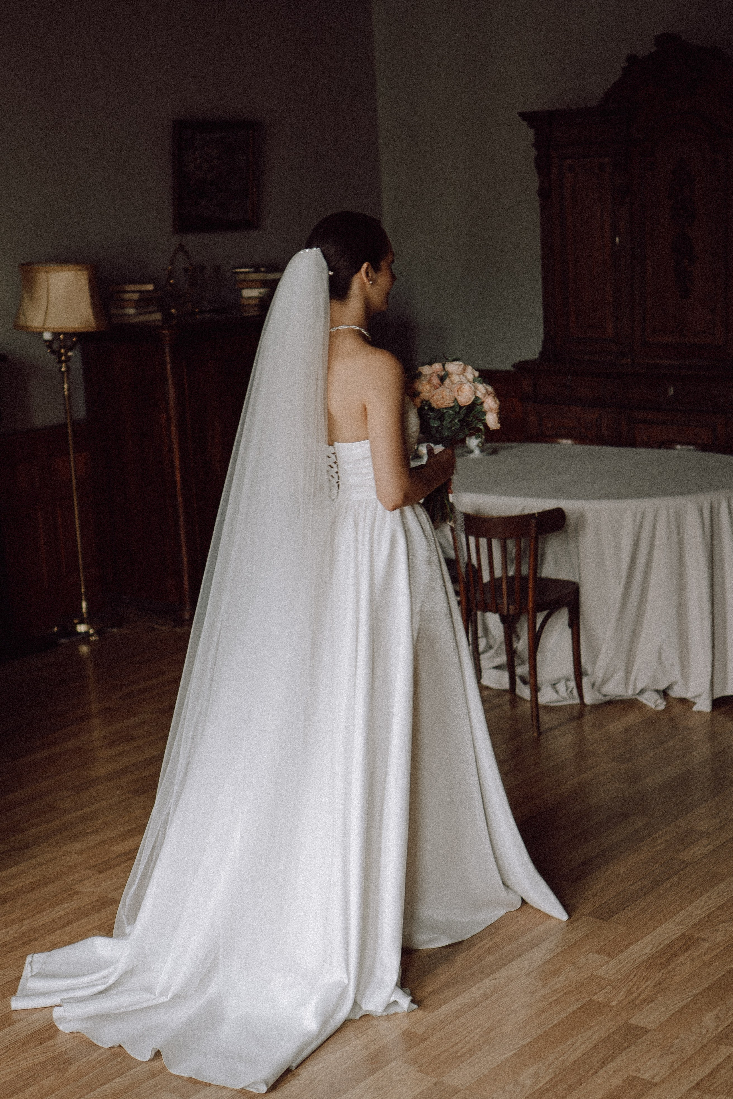 СВАДЕБНАЯ ПРОГУЛКА В САНТК-ПЕТЕРБУРГЕ (ИСАКИЕВСКИЙ СОБОР, ЗИМНЯЯ КАНАВКА, ЭРМИТАЖ И БОЛЬШАЯ МОРСКАЯ УЛИЦА). Профессиональный фотограф, Санкт-Петербург — Виктория Богомолова