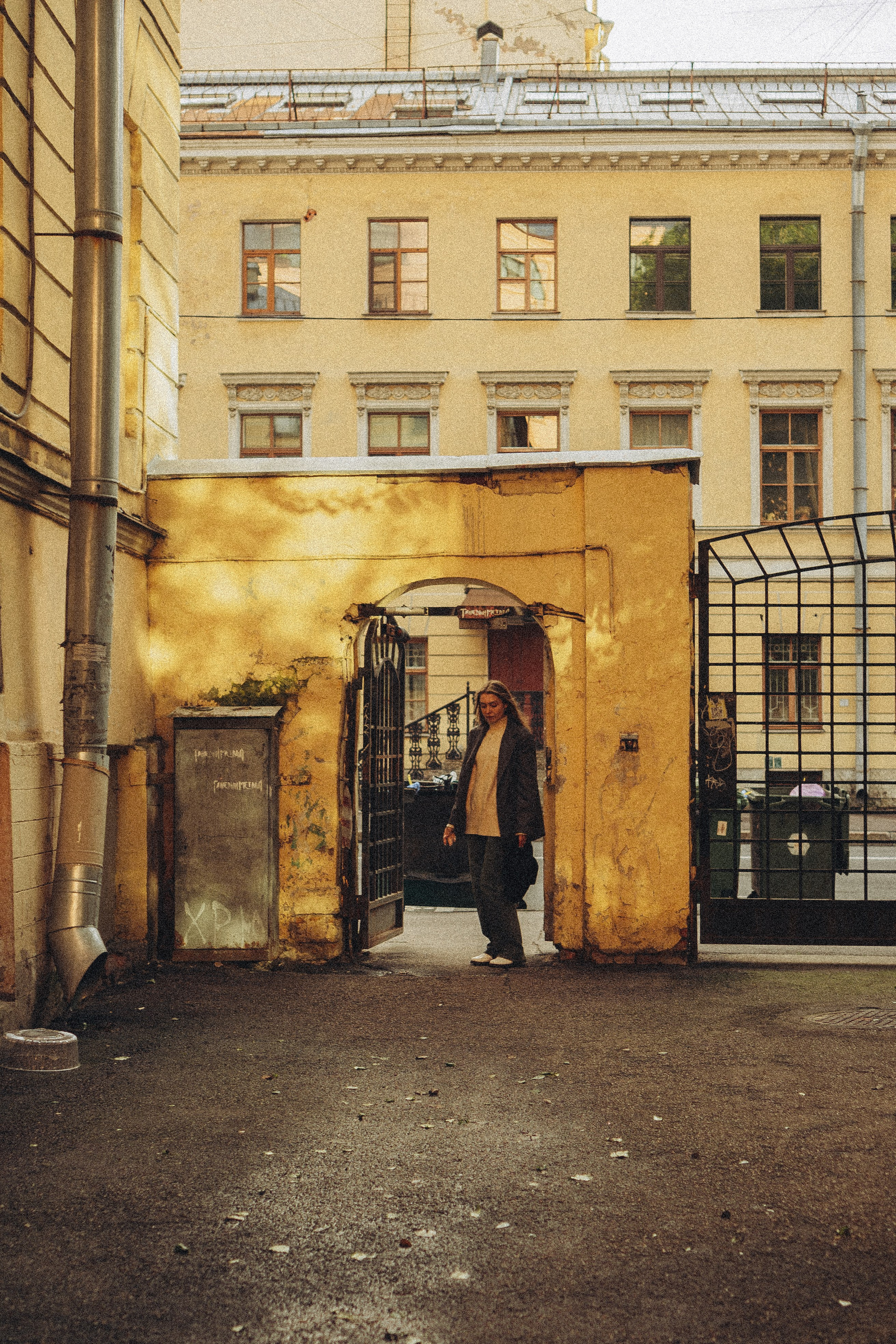 ПРОГУЛКА НА ЧЕРНЫШЕВСКОЙ. Профессиональный фотограф, Санкт-Петербург — Виктория Богомолова