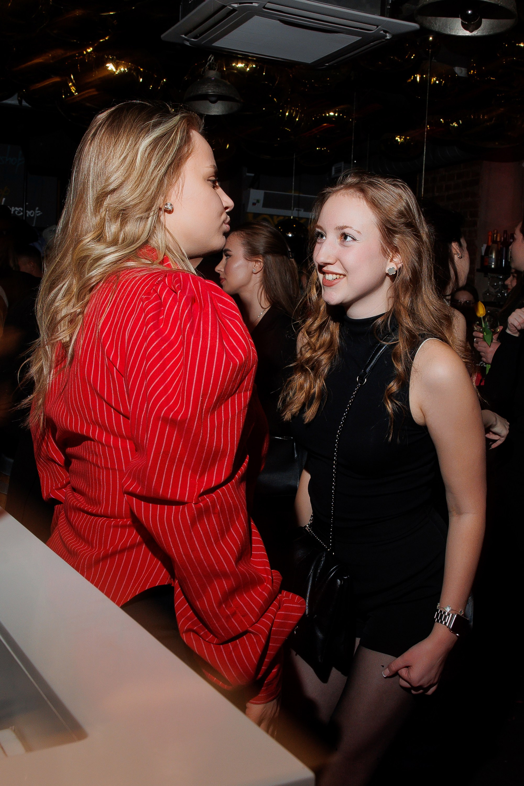 ВИНОТЕКА — 8 МАРТА. СВОИ. ФОТООТЧЕТЫ-СОБЫТИЯ-МЕСТА