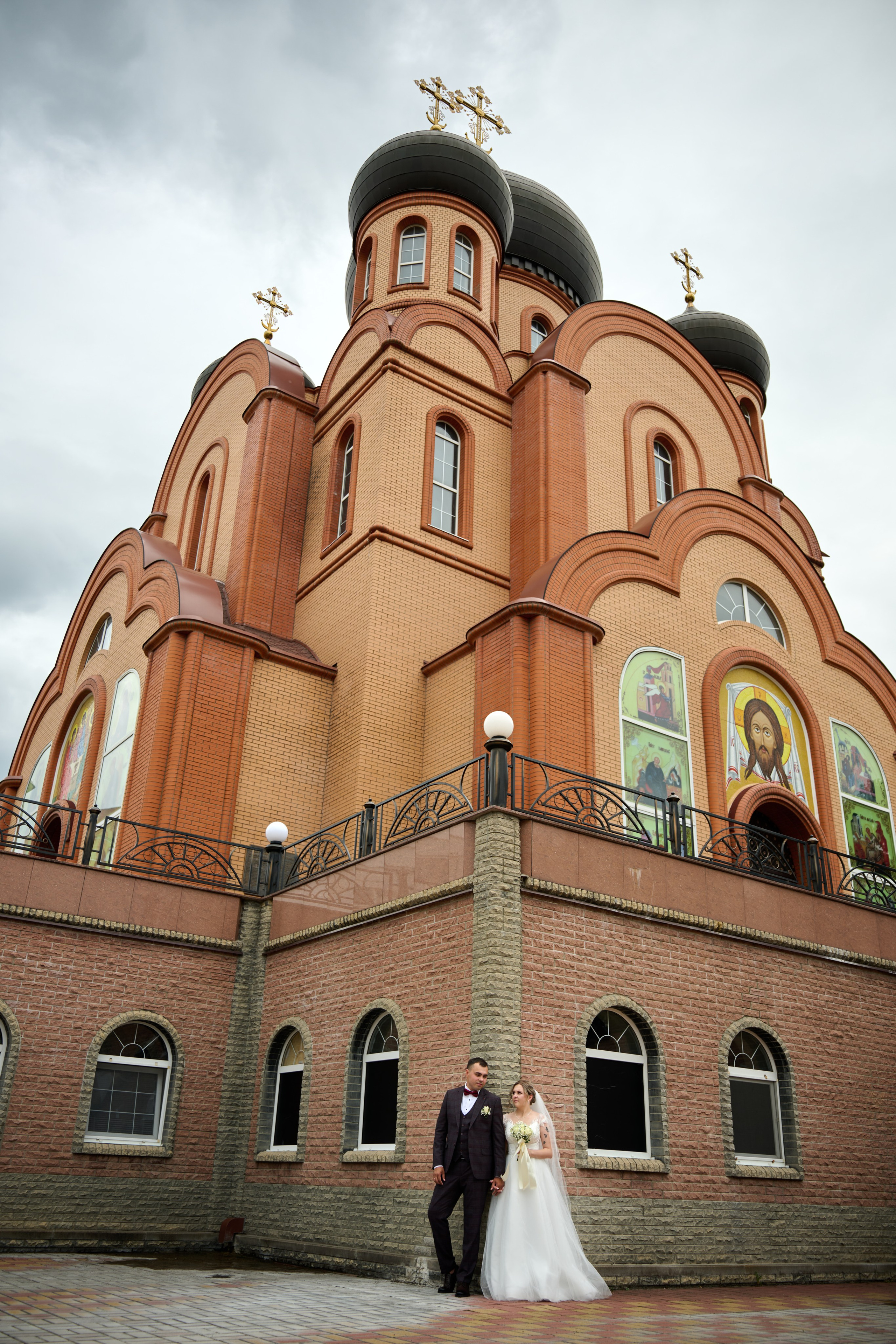 Свадебная фотосессия Ильи и Евгении в Старом Осколе. Профессиональный фотограф Старый Оскол, Губкин — свадьба, венчание, крещение, юбилей и день рождения