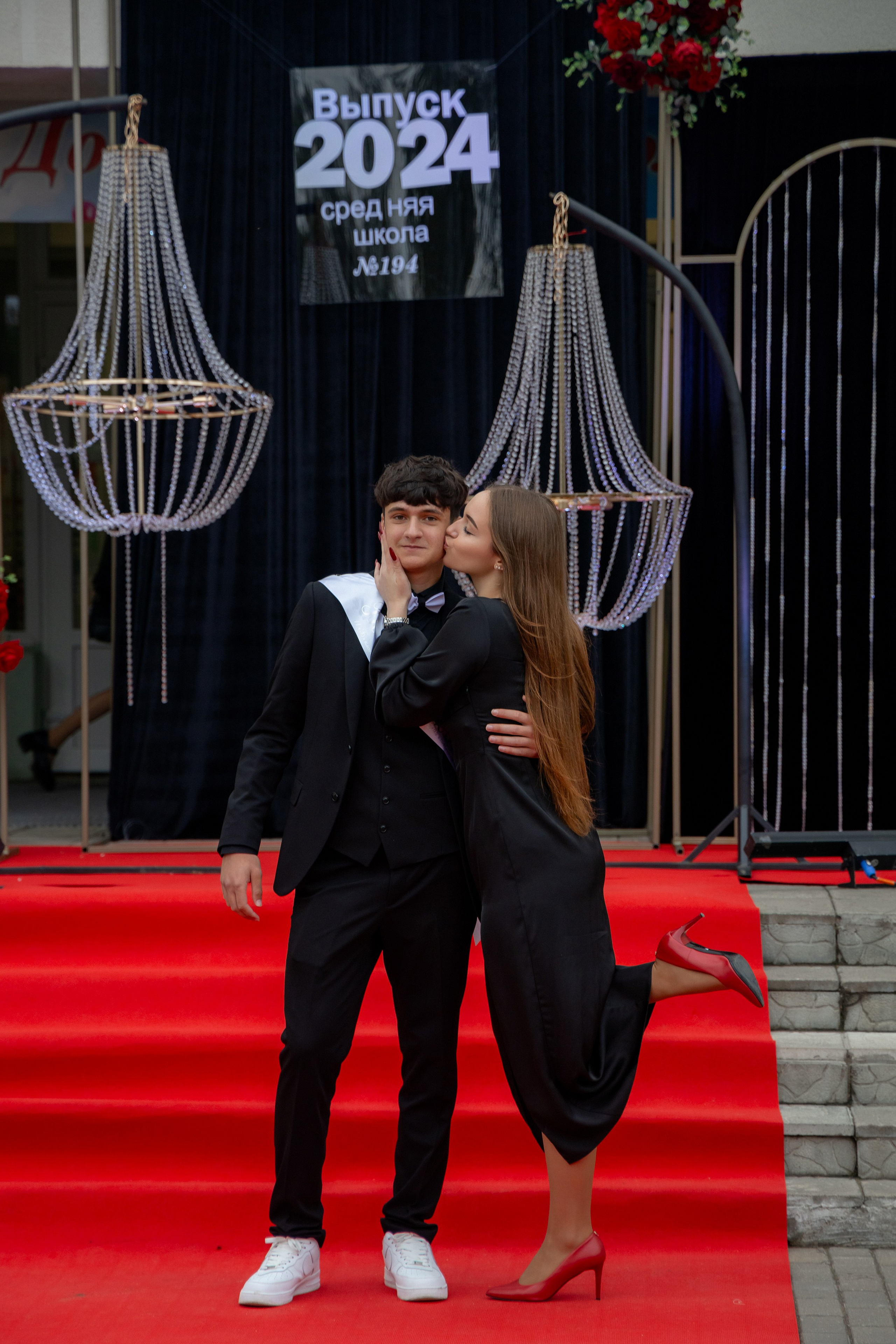 Школьный выпускной 2024 год в Соколе (Минск). Свадебный фотограф в Минске/Беларуси Сергей Спиридонов