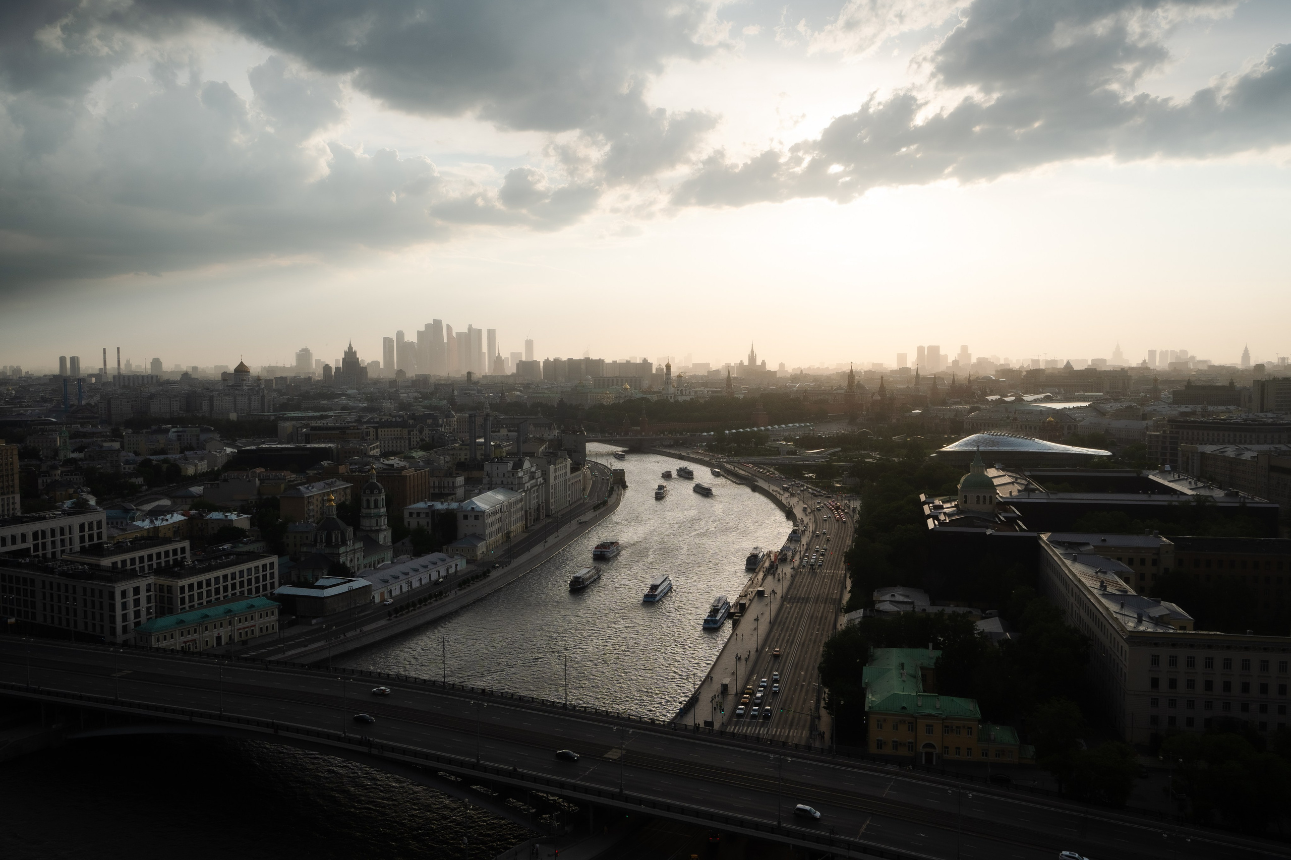Эд Тихонов. Городской фотограф