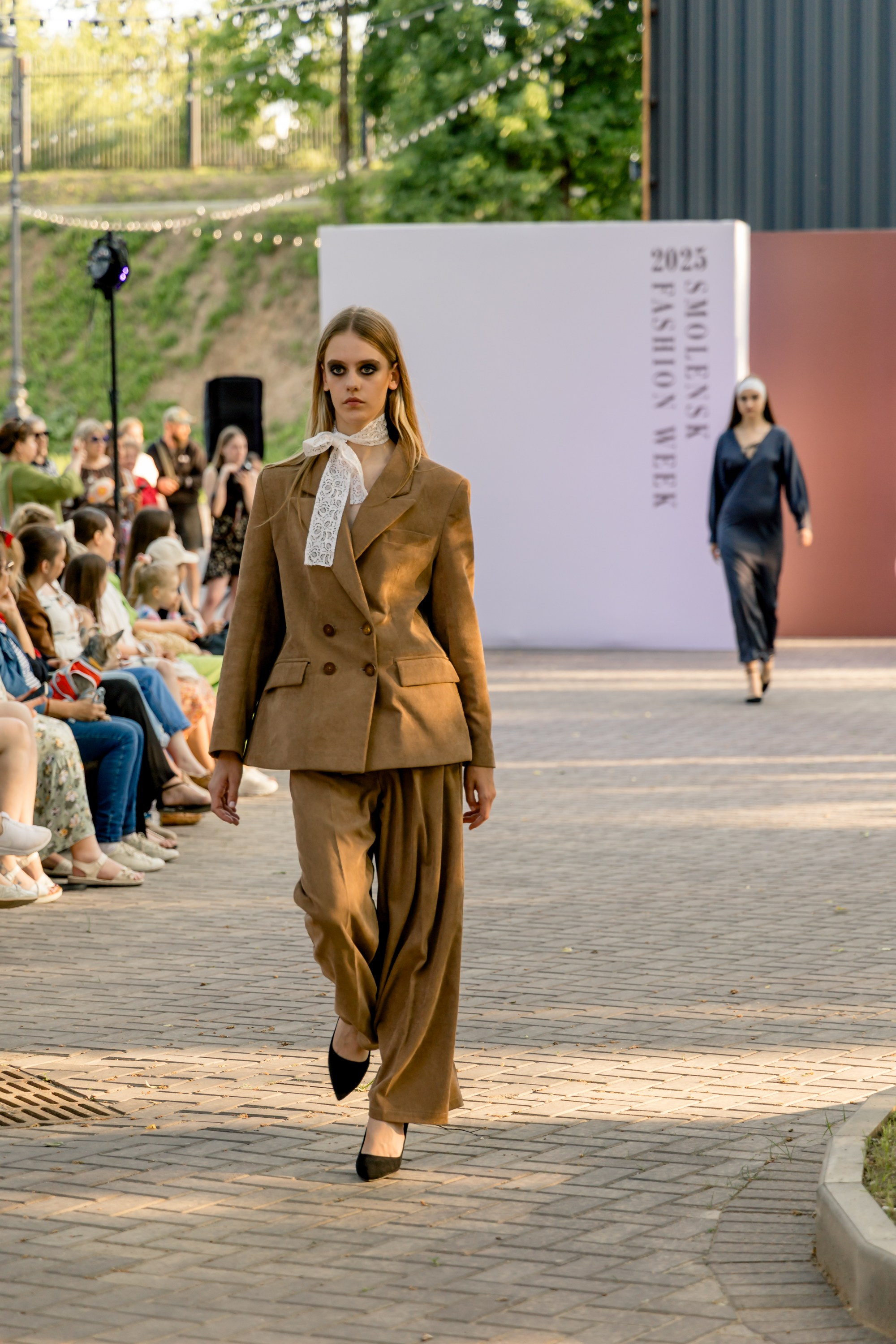 Smolensk Fashion Week 2025_показы_ДЕНЬ 1_ВЕЧЕРНИЙ ПОКАЗ_19:00. Главная