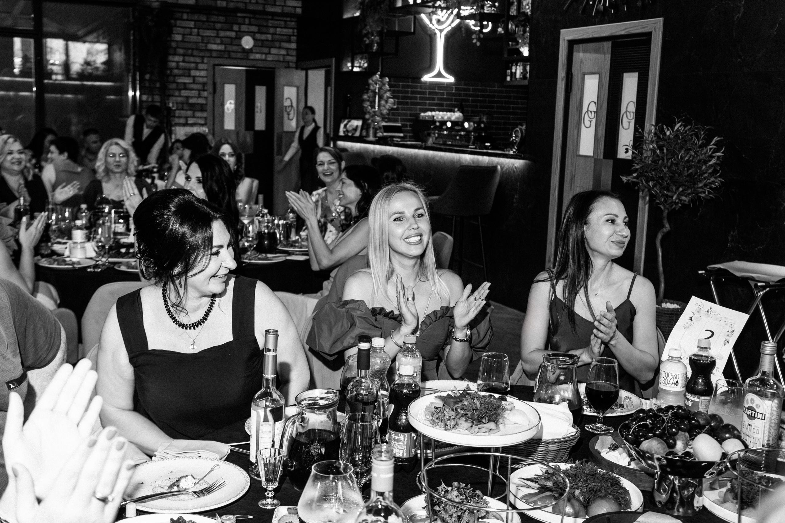 Выпускной 9В класса 2025. Артур Иликчян — Wedding & Event фотограф в Краснодаре