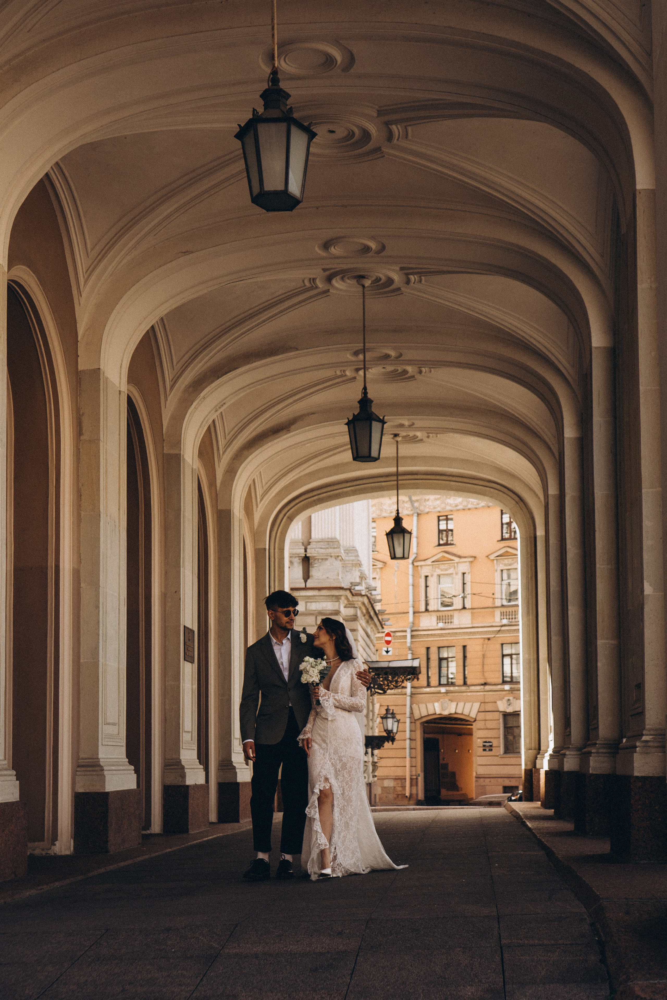 СВАДЕБНАЯ ПРОГУЛКА ВОЗЕ ИСАИКЕВСКОГО СОБОРА АСТОРИИ И ЗАКОНОДАЛЕТНОГО СОБРАНИЯ. Профессиональный фотограф, Санкт-Петербург — Виктория Богомолова