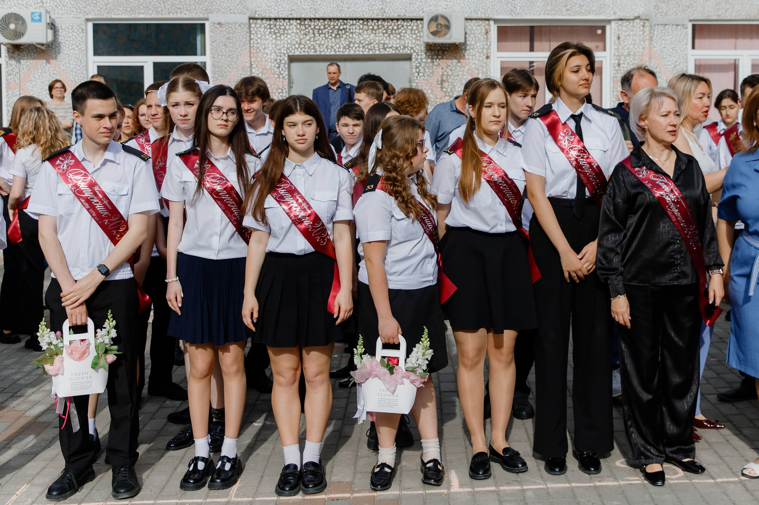 9 класс 33 школа. Выпускные альбомы Натальи Бутко: Новороссийск, Анапа, Геленджик