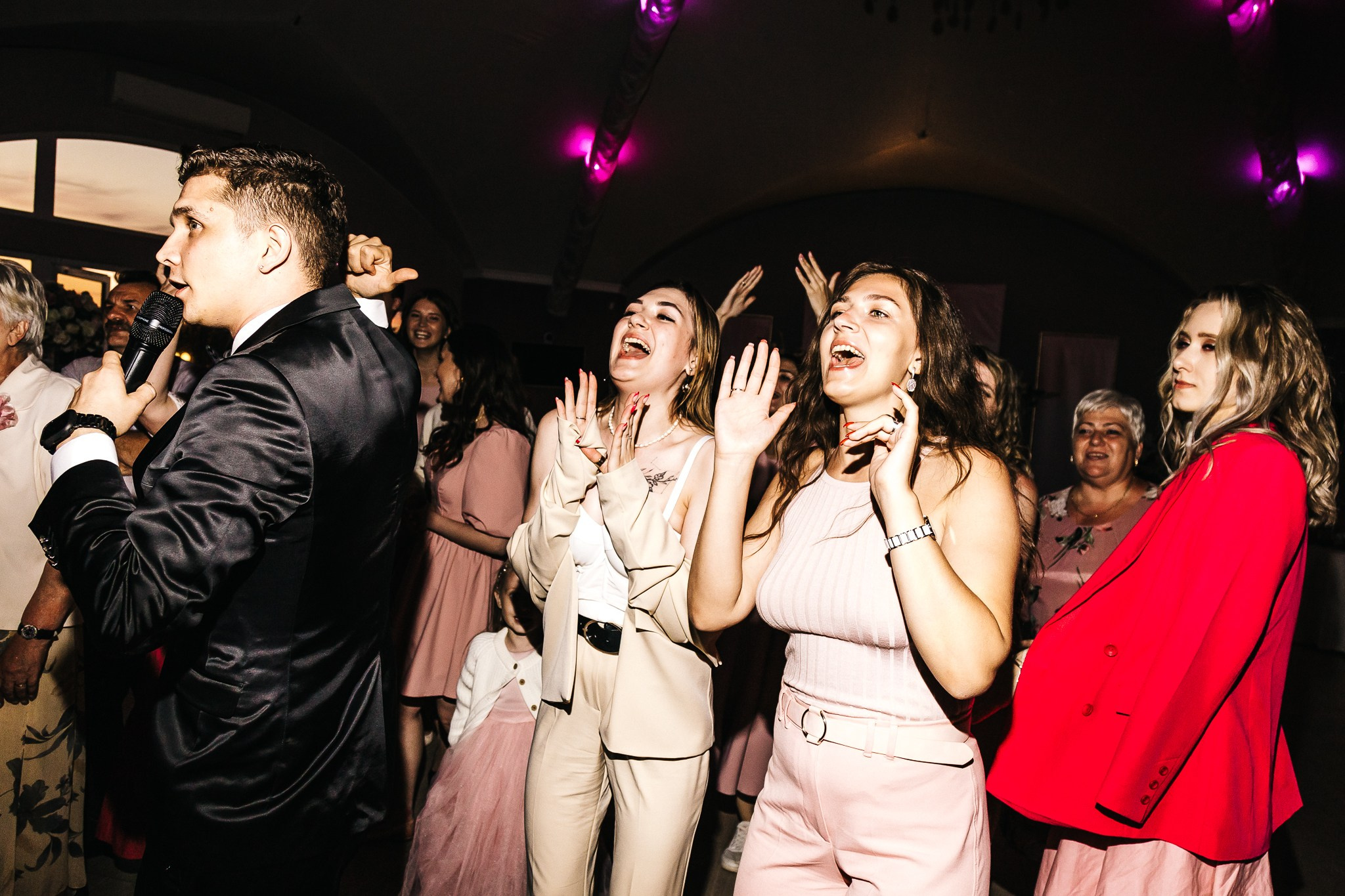 Вячеслав и Анна ♥. Репортажный и семейный фотограф в Москве