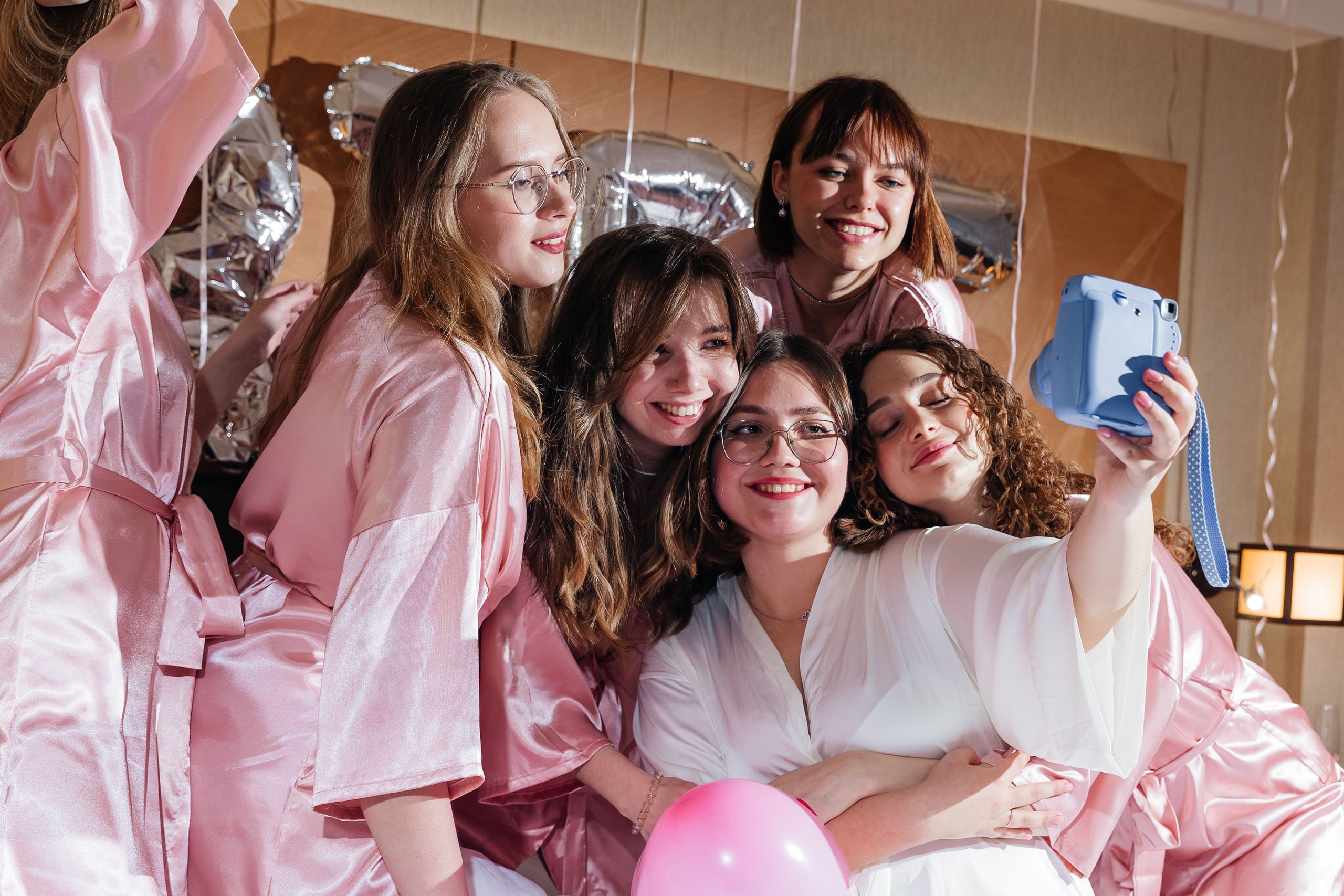 Девичник Crown Hotel. Семейный фотограф в Санкт-Петербурге Ева Маркова