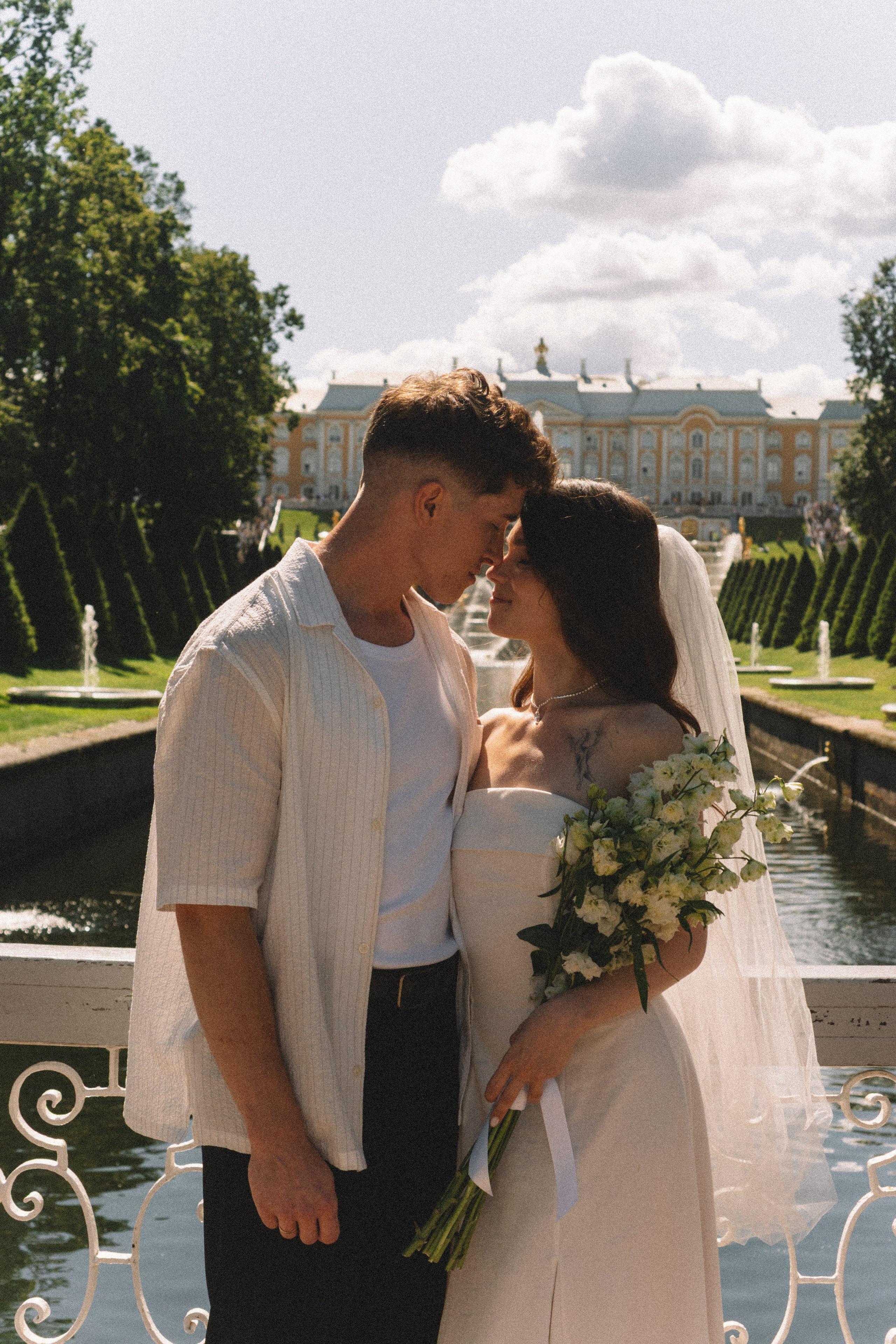 СВАДЕБНАЯ СЬЕМКА В ПЕТЕРГОФЕ И СЬЕМКА РЕПОРТАЖА В ЗАГСЕ ПЕТЕРГОФА. Профессиональный фотограф, Санкт-Петербург — Виктория Богомолова