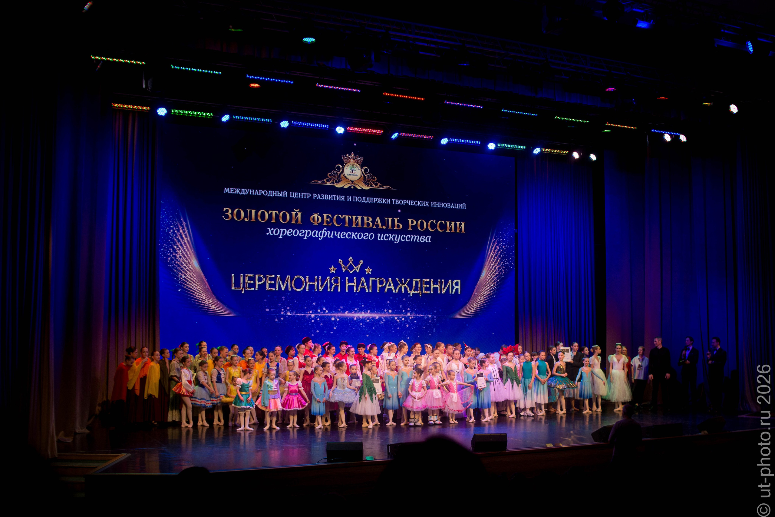 Концерт «Подарок мамам». Детская хореографическая школа г. Симферополя. Юлия Трубанова, репортаж Симферополь, Крым