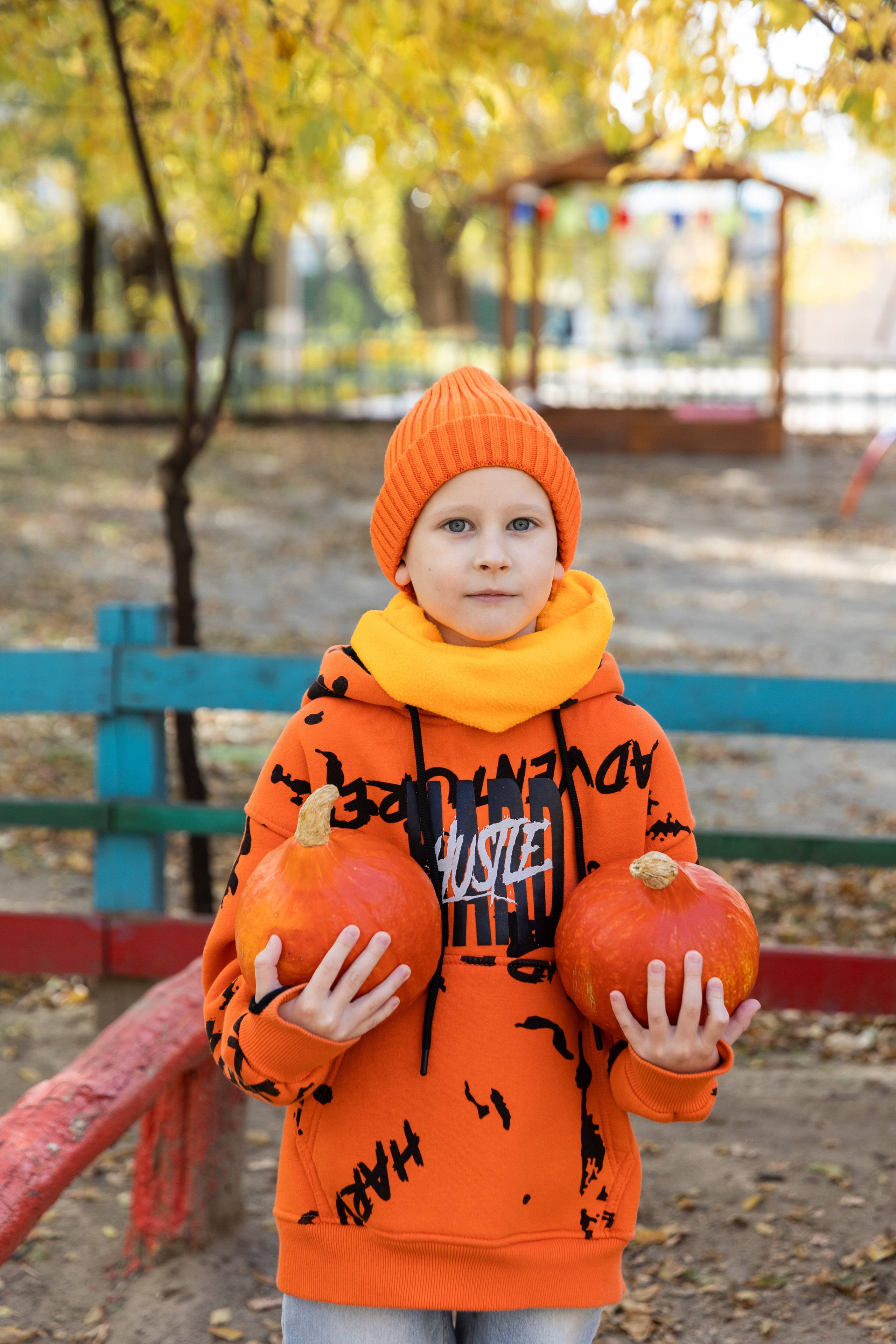Здесь ^ Осенняя фотосессия. Семейный, детский, школьный фотограф в Благовещенске Яна Белоусова