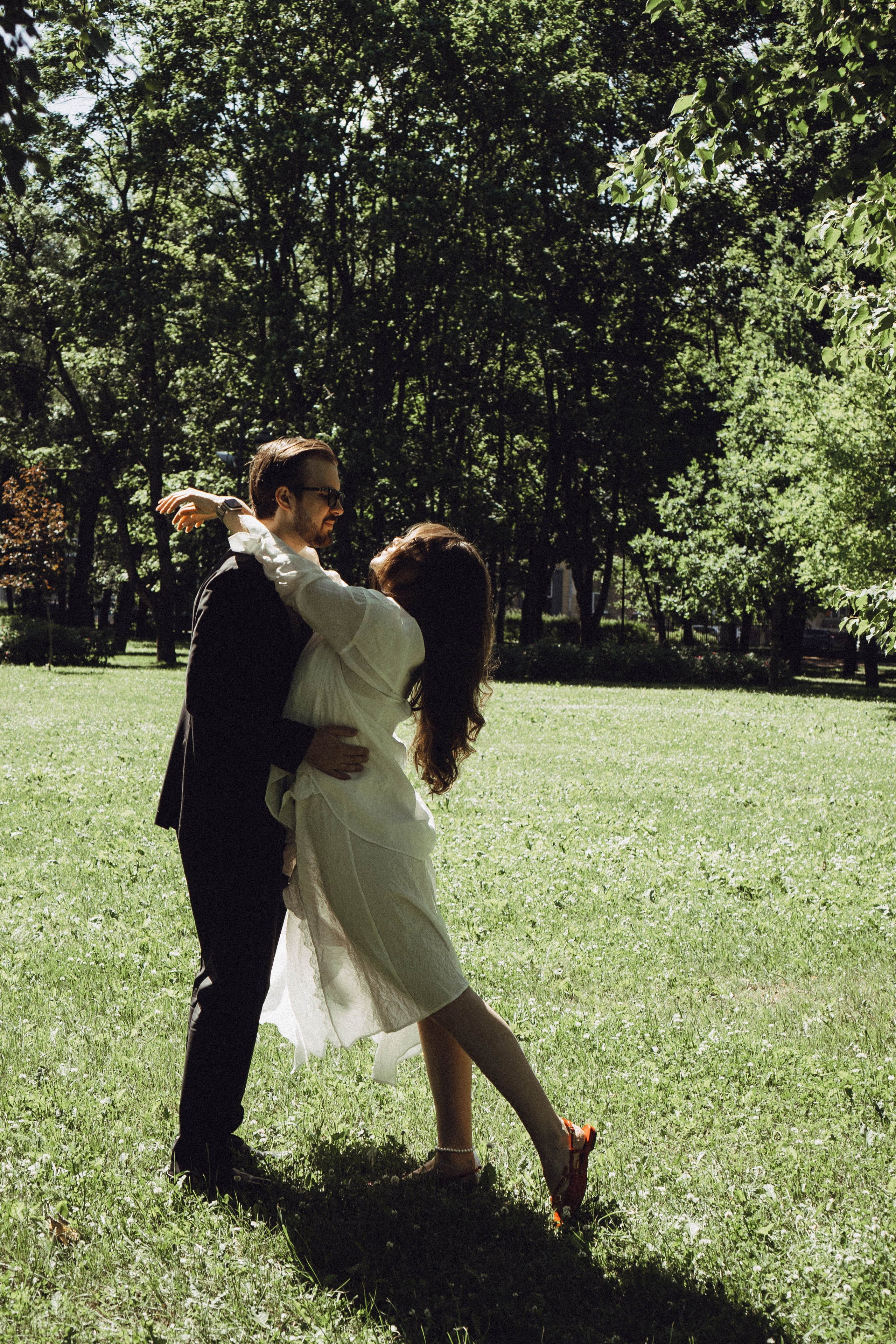 СВАДЕБНАЯ СЬЕМКА В ПАРКЕ ПОБЕДЫ И ПРОГУЛКА ПО МОСКОВСКОМУ ПРОСПЕКТУ. Профессиональный фотограф, Санкт-Петербург — Виктория Богомолова