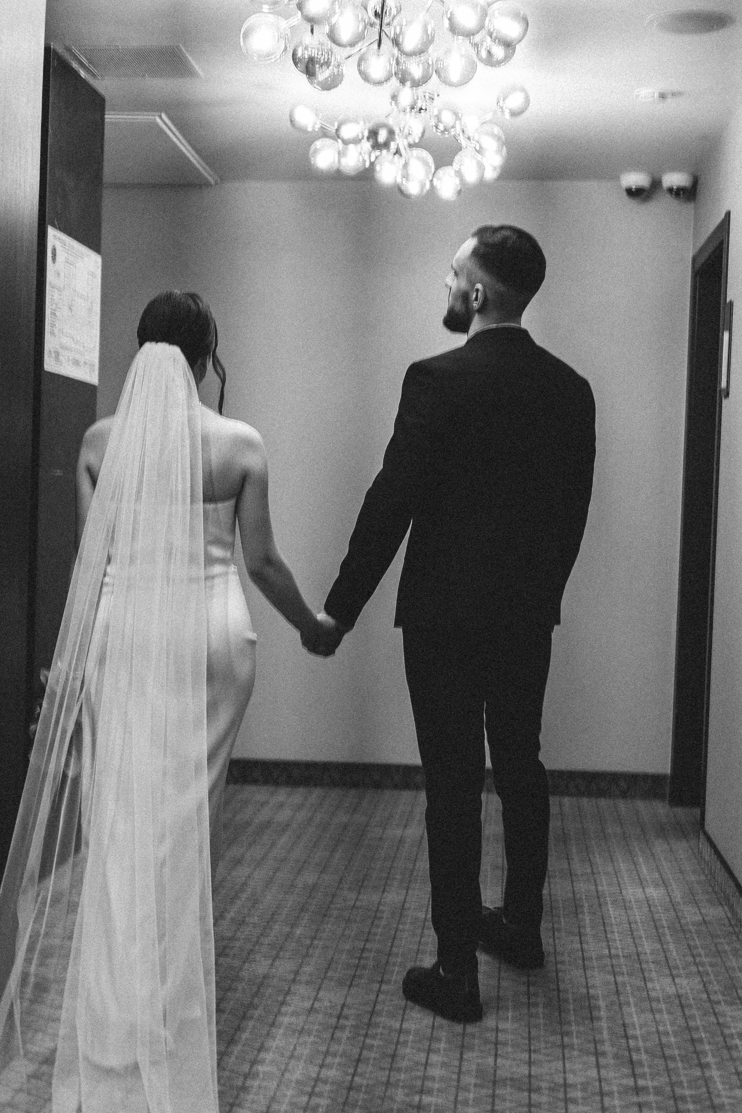 СВАДЕБНАЯ СЬЕМКА СБОРОВ ЖЕНИХА И НЕВЕСТЫ В ОТЕЛЕ И ТАКЖЕ ФОТОСЕССИИЯ В ОТЕЛЕЕ МЕГАПОЛИС БРЯНСК. Профессиональный фотограф, Санкт-Петербург — Виктория Богомолова