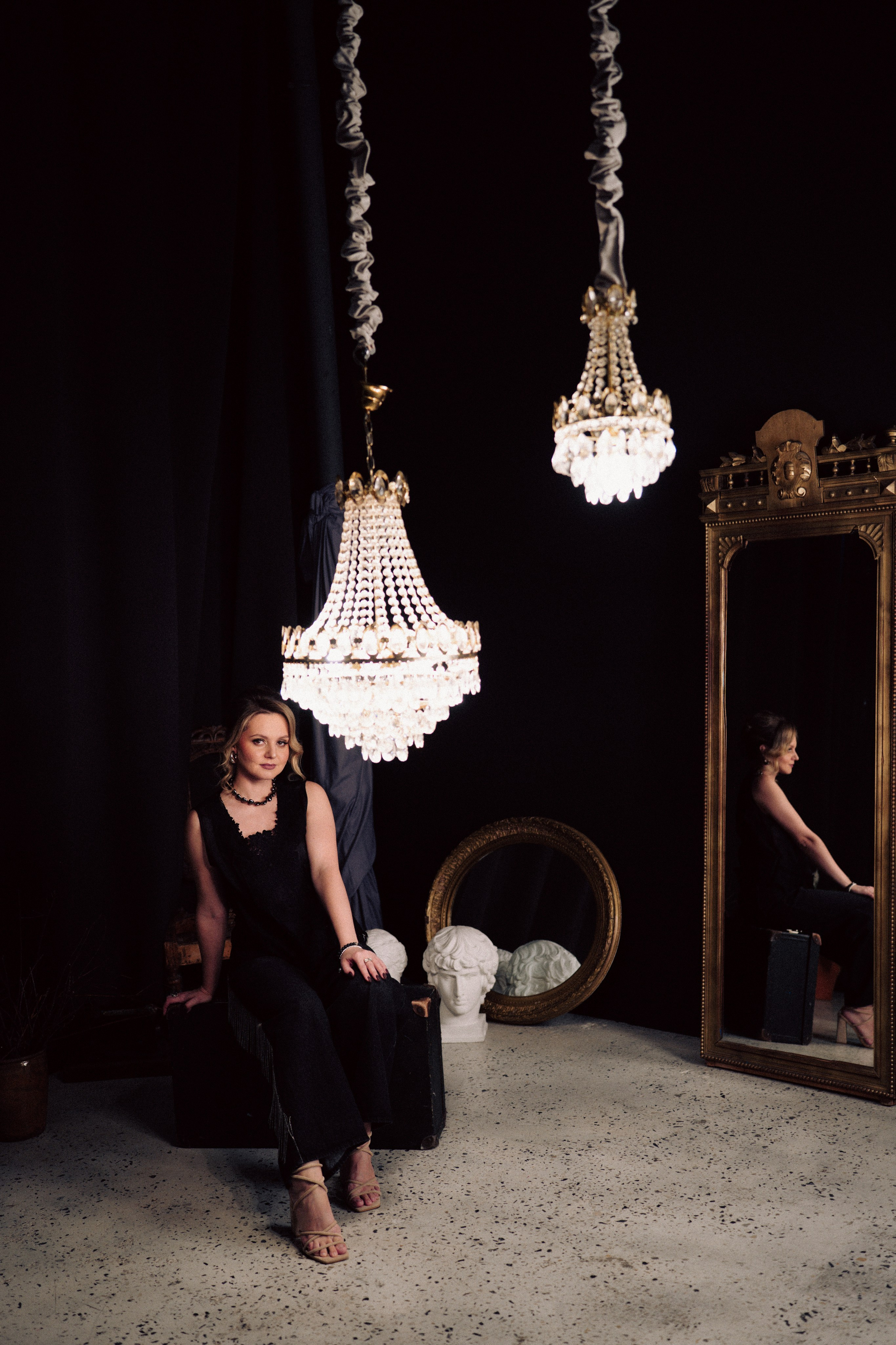 НОВОГОДНЯЯ ФОТОСЕСИИЯ В СТУДИИ ДЛЯ ДЕВУШКИ И ПРОГУЛКА ПО ЧЕРНЫШЕВСКОЙ. Профессиональный фотограф, Санкт-Петербург — Виктория Богомолова