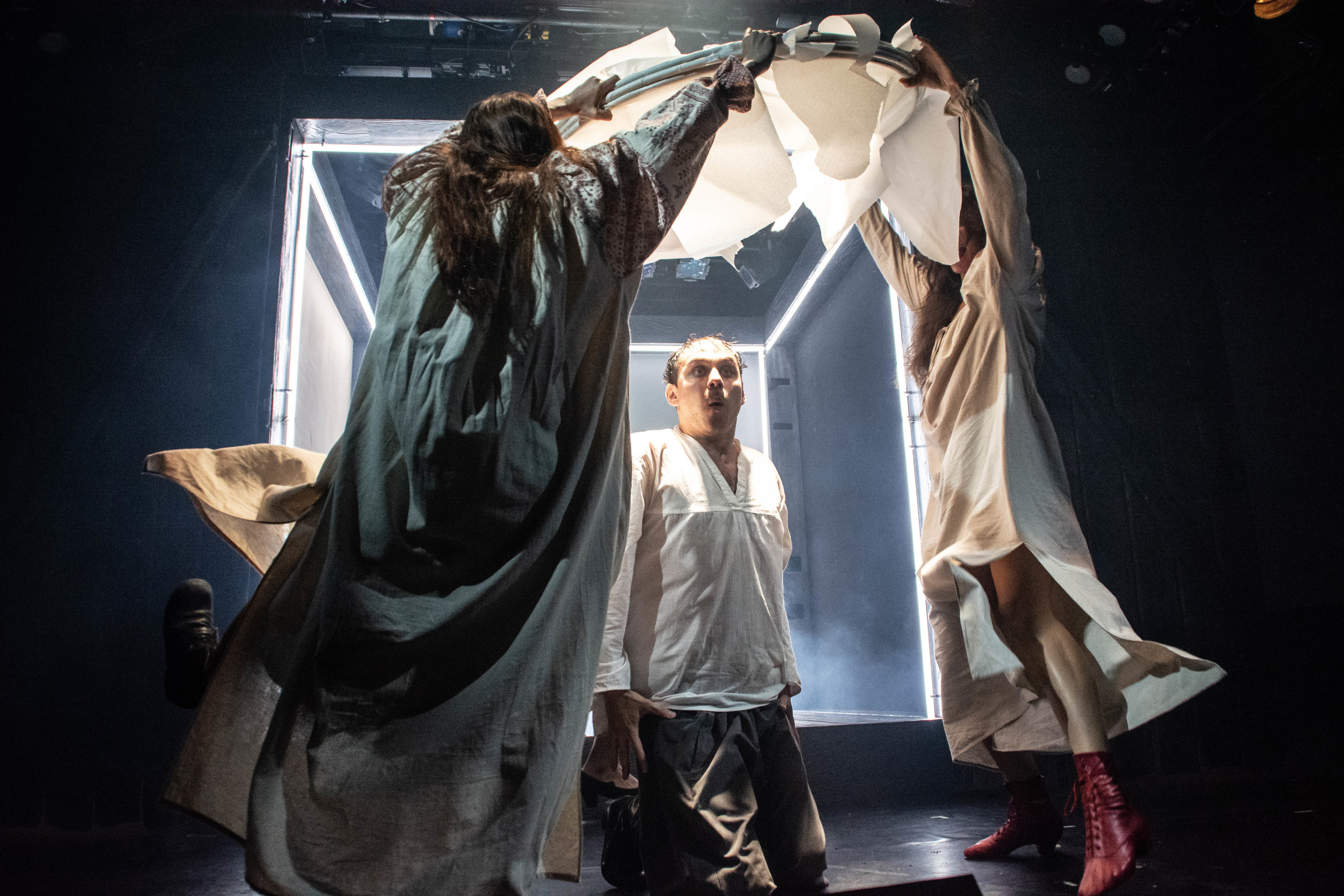 Театральная постановка фото. Мари Линёк-Стельмах Фотохудожник Санкт-Петербург/Урал