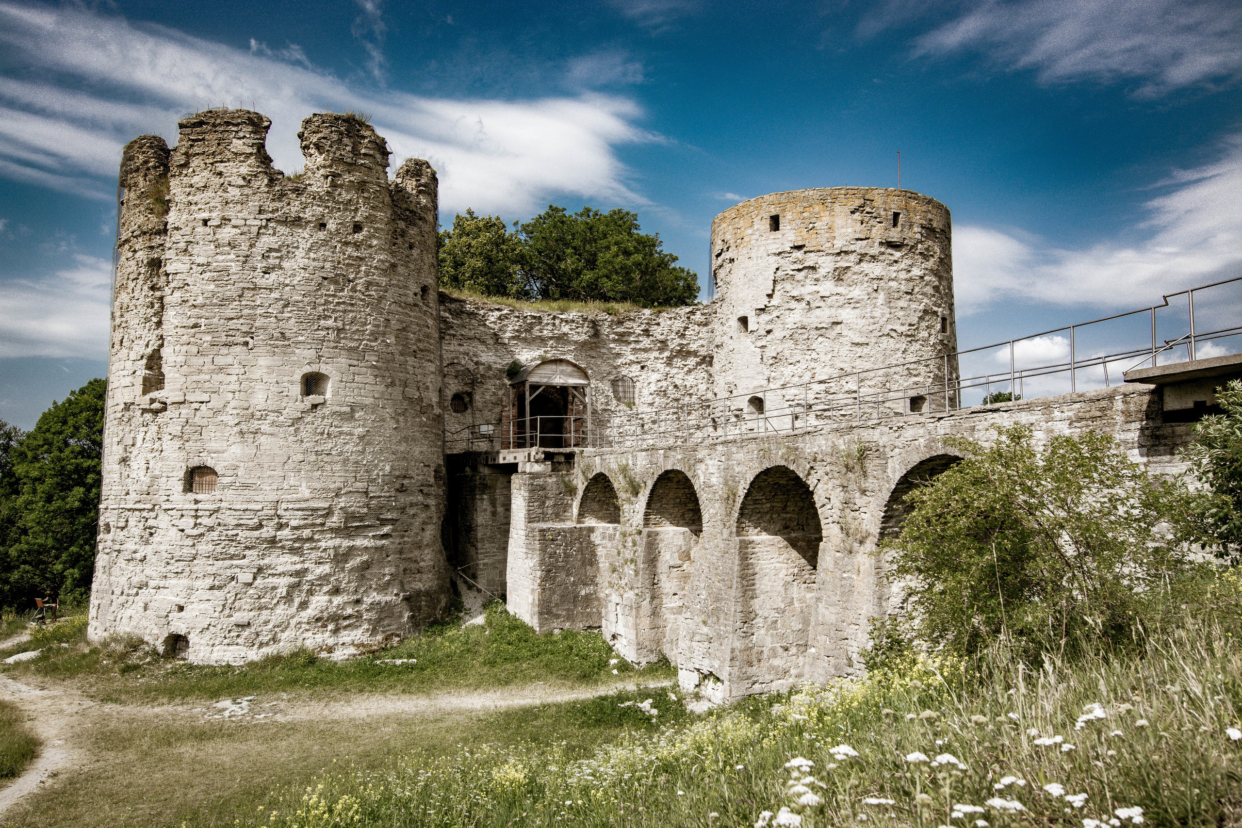 Фотографии Копорской крепости. Мари Линёк-Стельмах Фотохудожник Санкт-Петербург/Урал