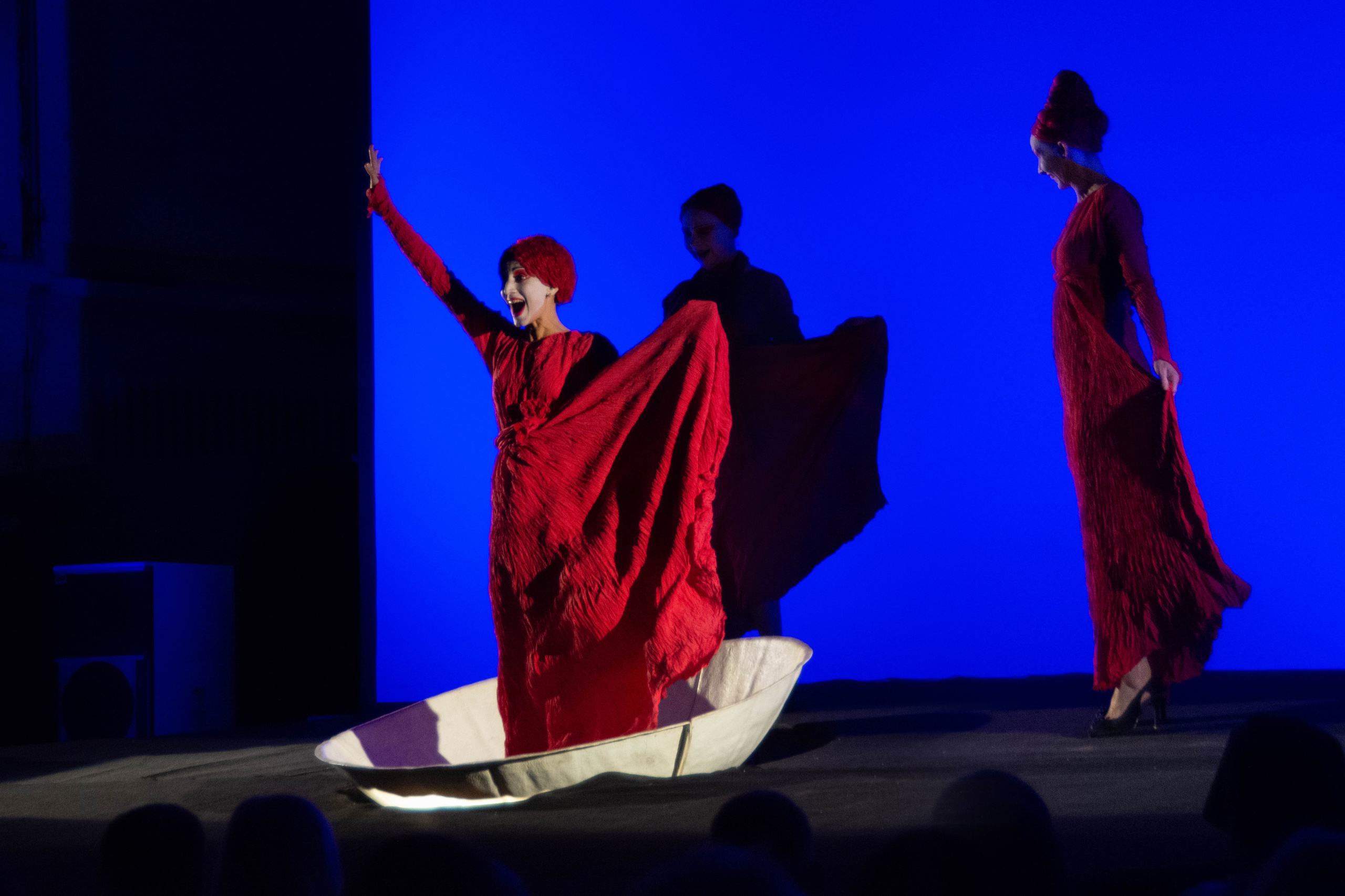 Съемка спектаклей, театральное фото. Мари Линёк-Стельмах Фотохудожник Санкт-Петербург/Урал