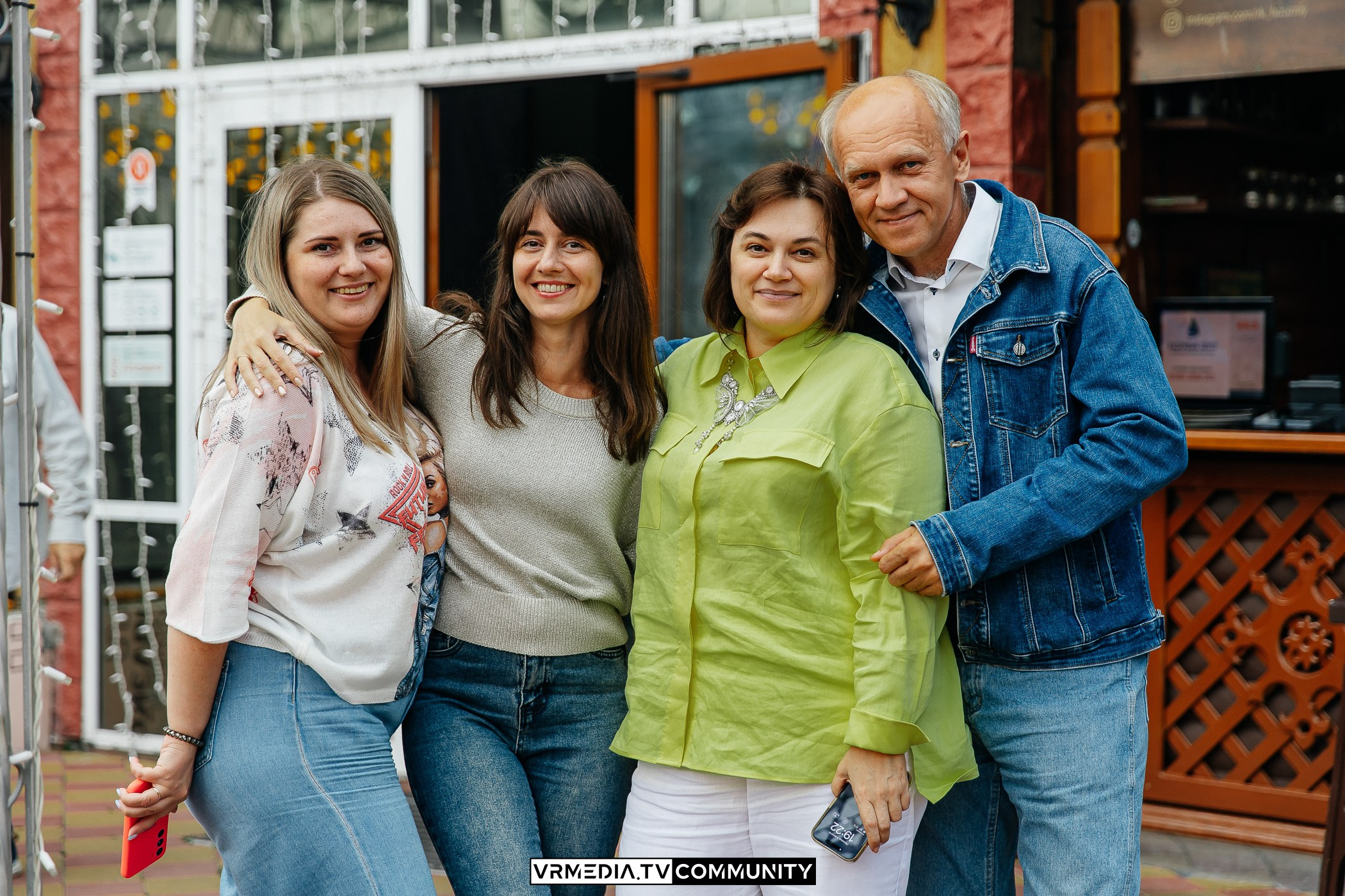 Ресторан «Лазурный Берег»: День строителя