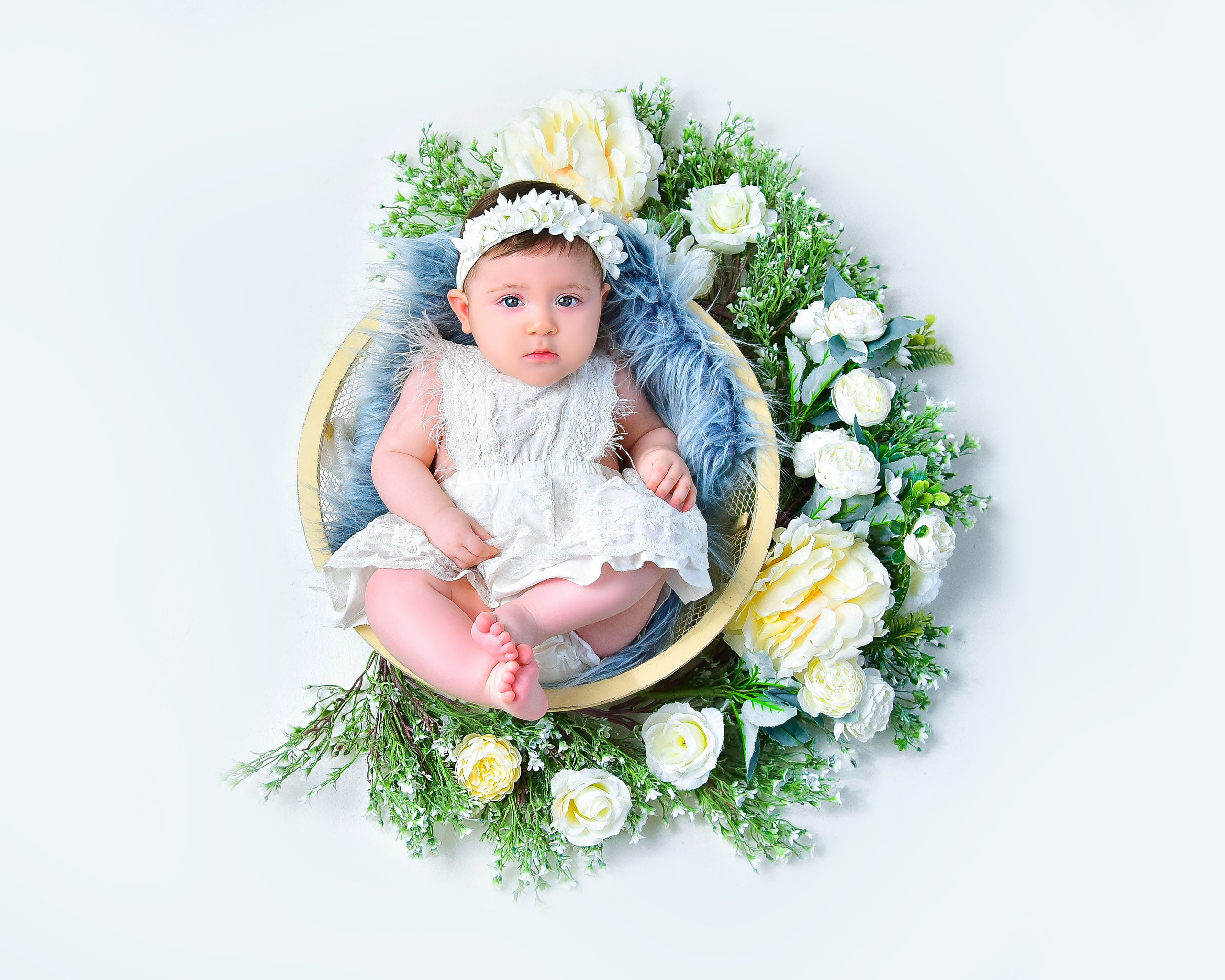 Малышки Антураж