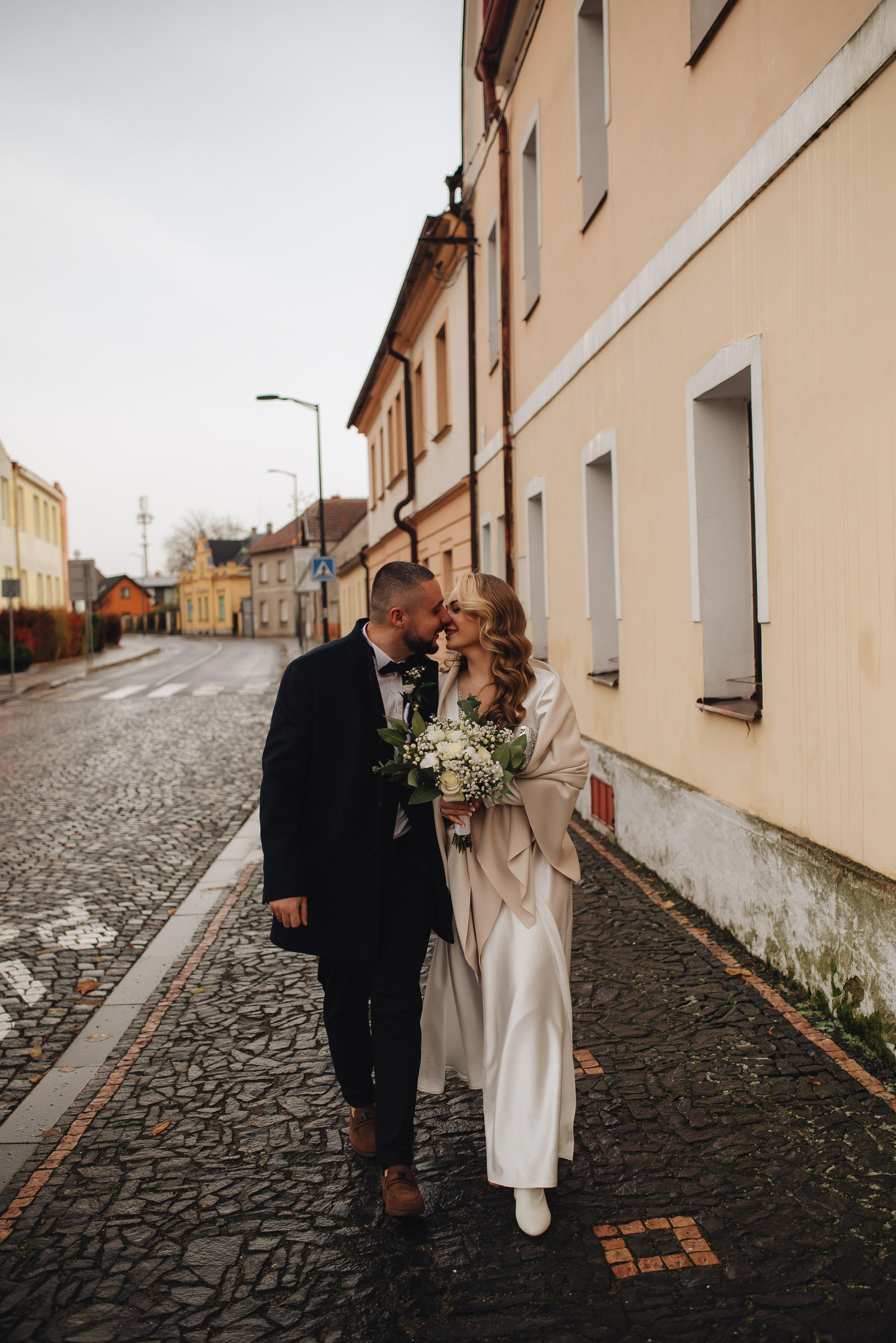Prague Wedding Photographer | Natural Wedding Photography | Wedding Photography in Prague. Photographer in Prague Yara Kurkus