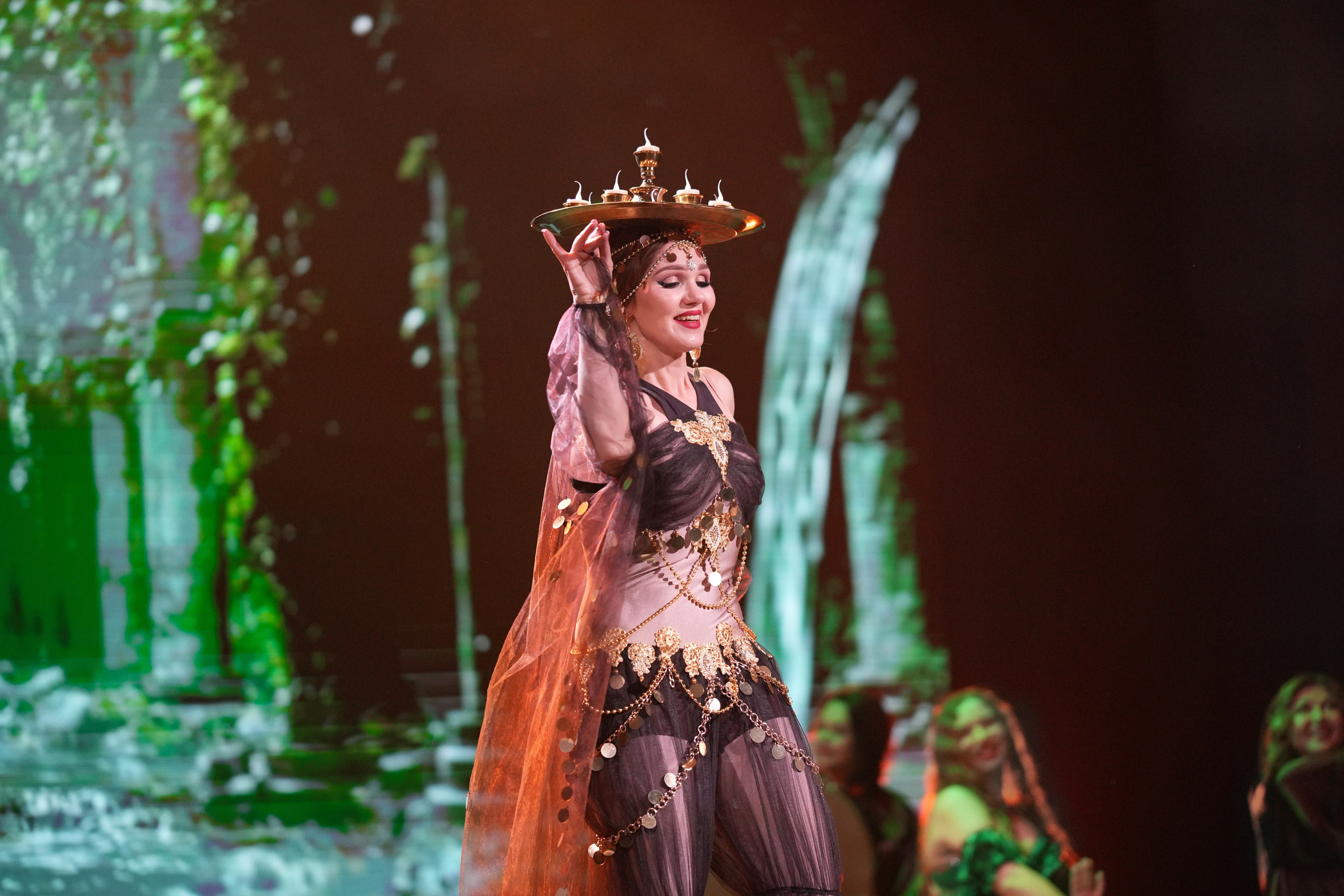 Концертный фотограф в Новосибирске | Фотосъёмка концертов, мероприятий на сцене и фестивалей. Фотограф в Новосибирске для свадеб, репортажа и бизнеса| MIGDA PHOTO