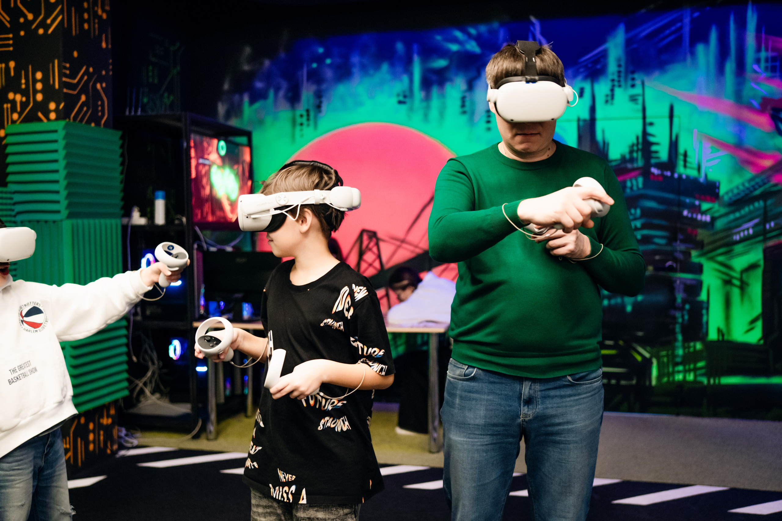 VR (November-December 2024). Felixtones