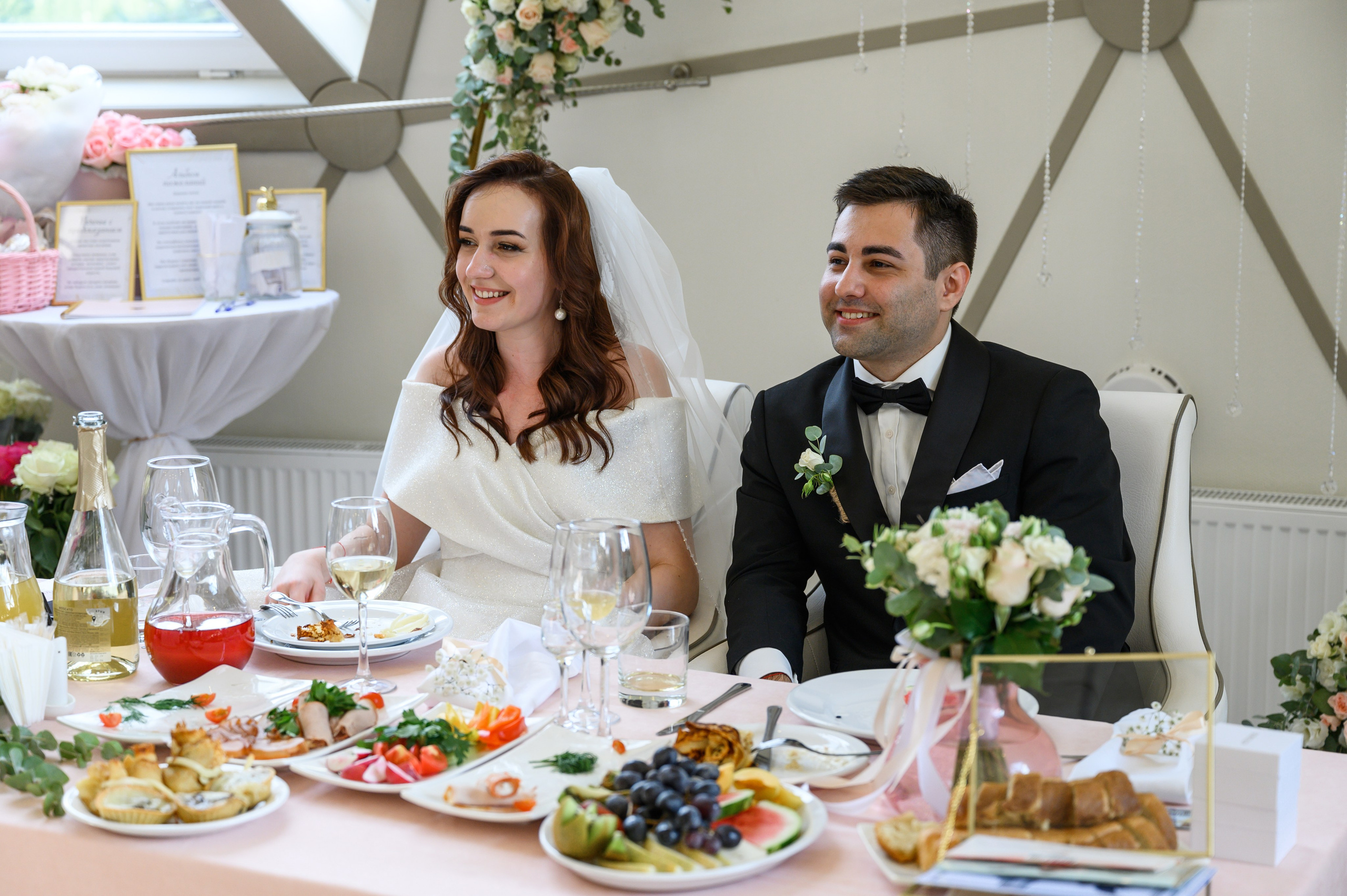 Свадебная фотосессия парк-отель Петрухино-клуб. Свадебный фотограф Москва Юрий Кульман