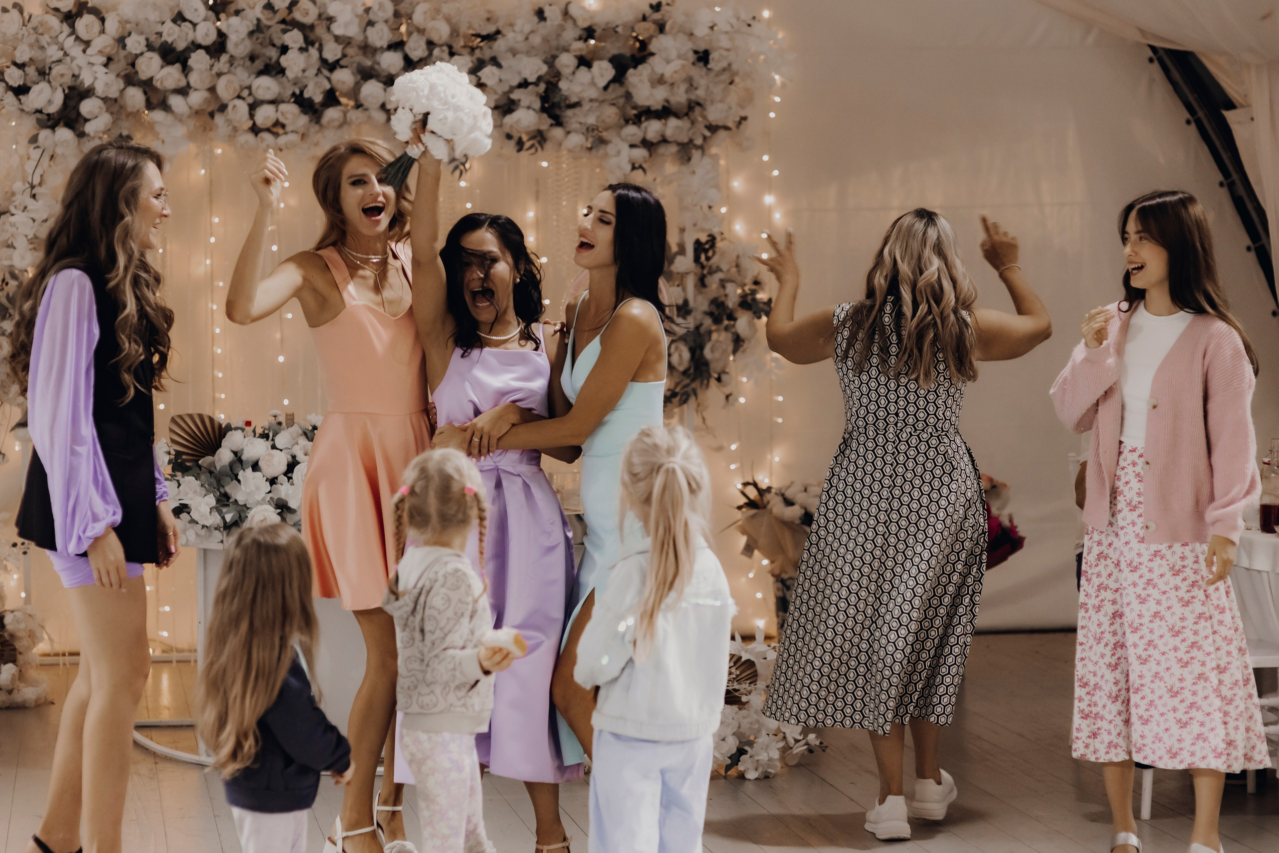 Фотосъемка полного свадебного дня с выездной регистрацией в Ижевске. Свадебный и портретный фотограф в Ижевске и Санкт-Петербурге Саша Брокколи