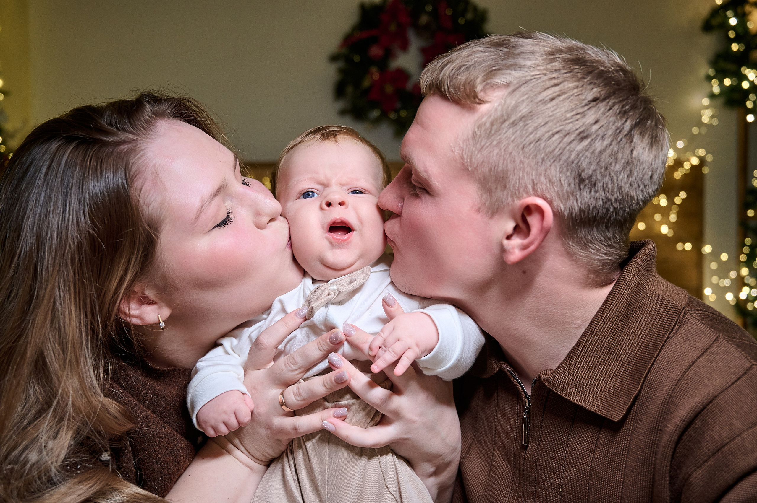 Новогодняя семейная фотосессия в Новокузнецке — семья Фетисовых