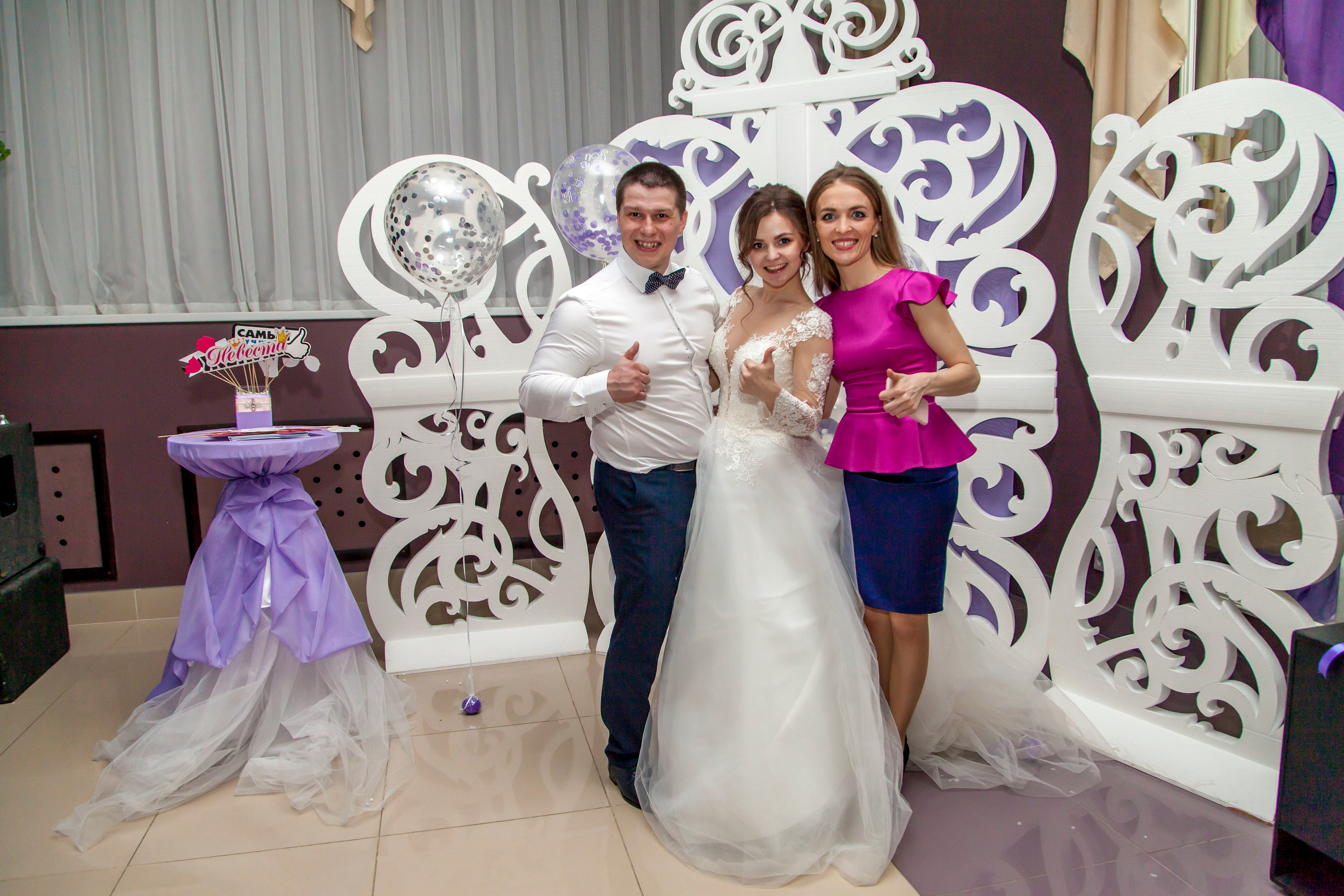 Ведущая на свадьбу Алена Пичкалева. Ведущий, Тамада, DJ, фото в Перми. Хорошее настроение