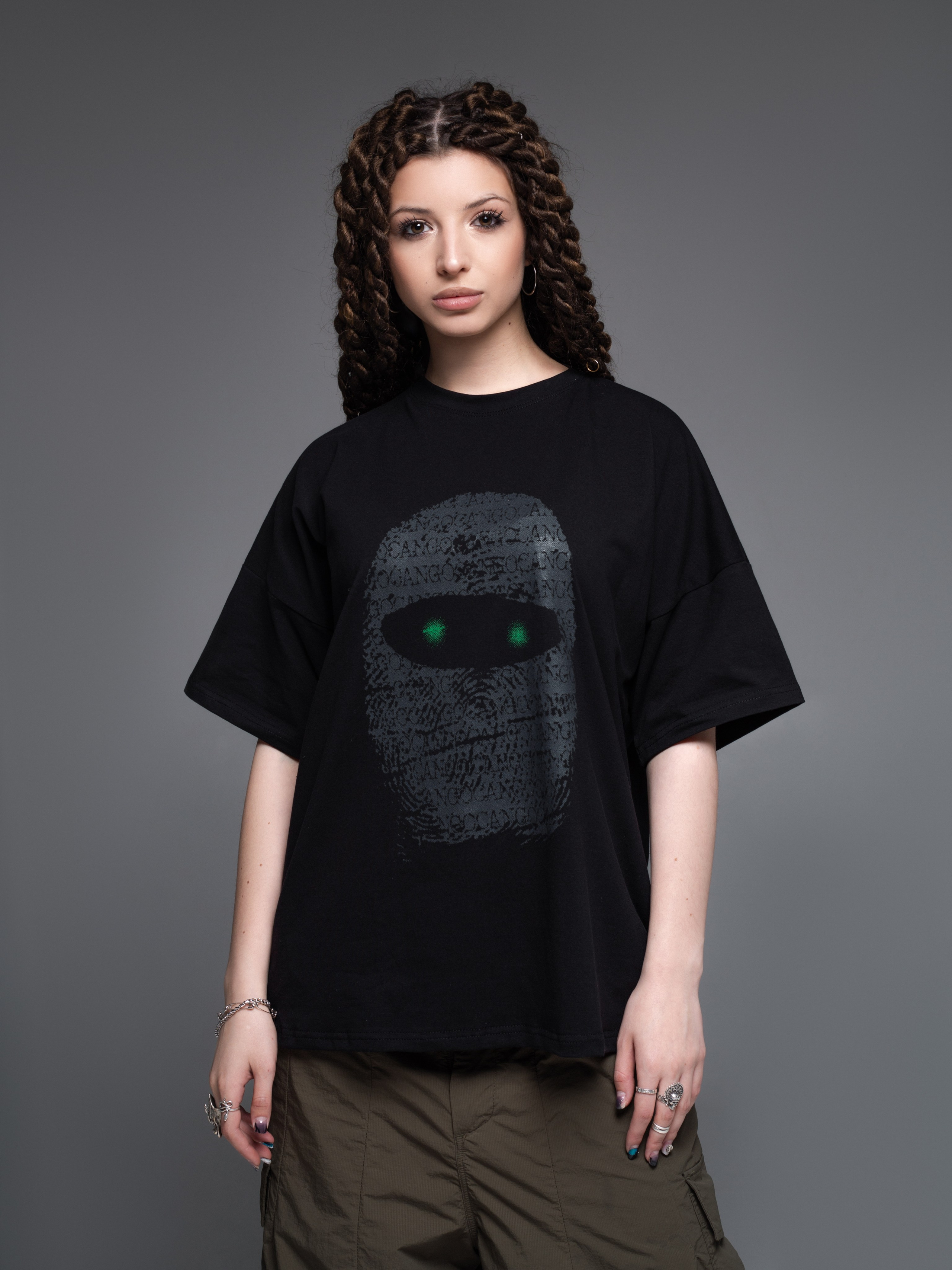 КАТАЛОГ | серый фон. RUNA production — стильные съемки для брендов