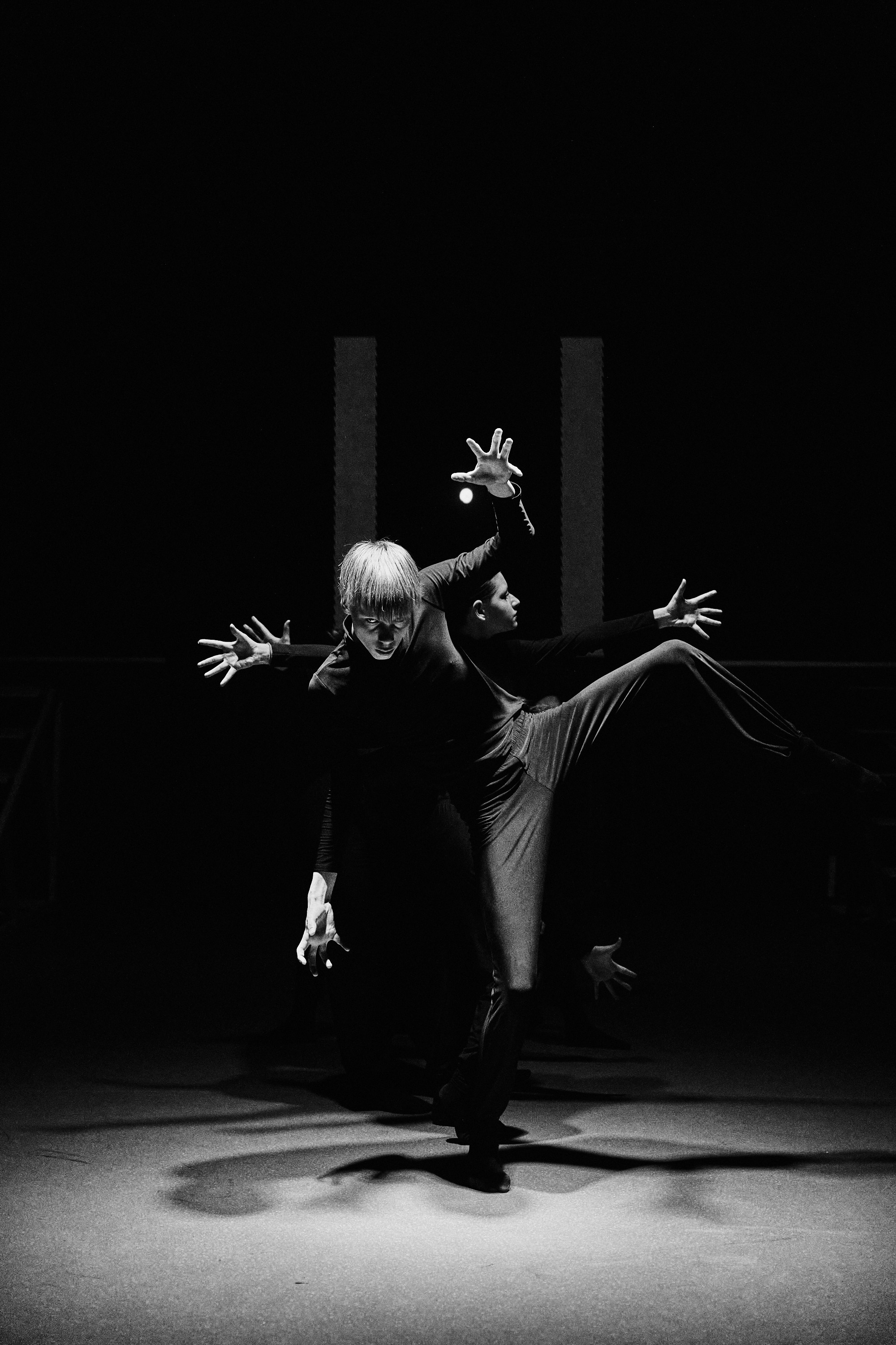 Музыкальный-пластический спектакль «Петроглиф». Александр Сазонов Красноярск