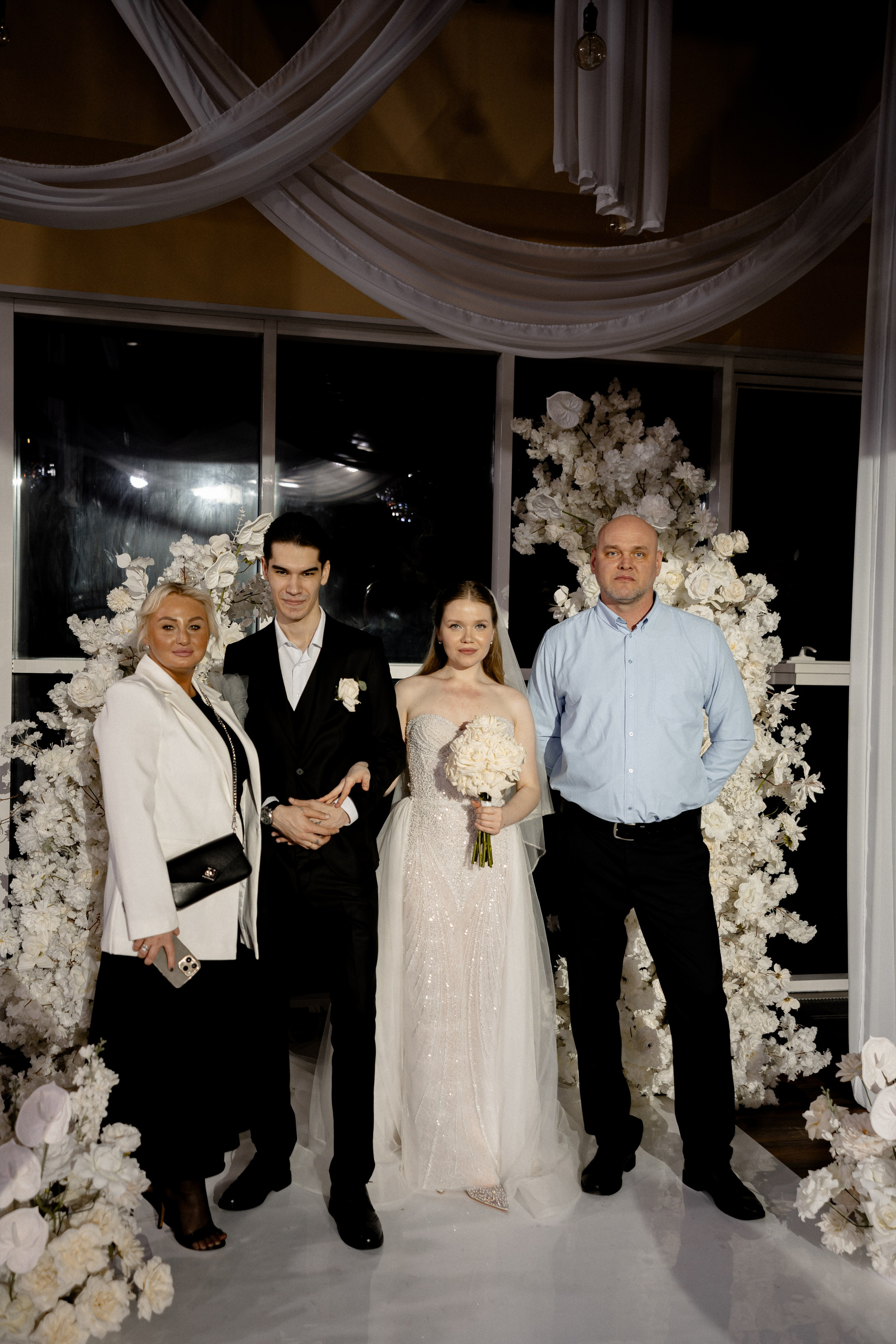 СВАДЕБНАЯ СЬЕМКА СБОРОВ В ОТЕЛЕ И ВЫЕЗД НА ЦЕРЕМОНИЮ (СНЯТО В СИБИРЕ В НИЖНЕВАРТОВСКЕ). Профессиональный фотограф, Санкт-Петербург — Виктория Богомолова
