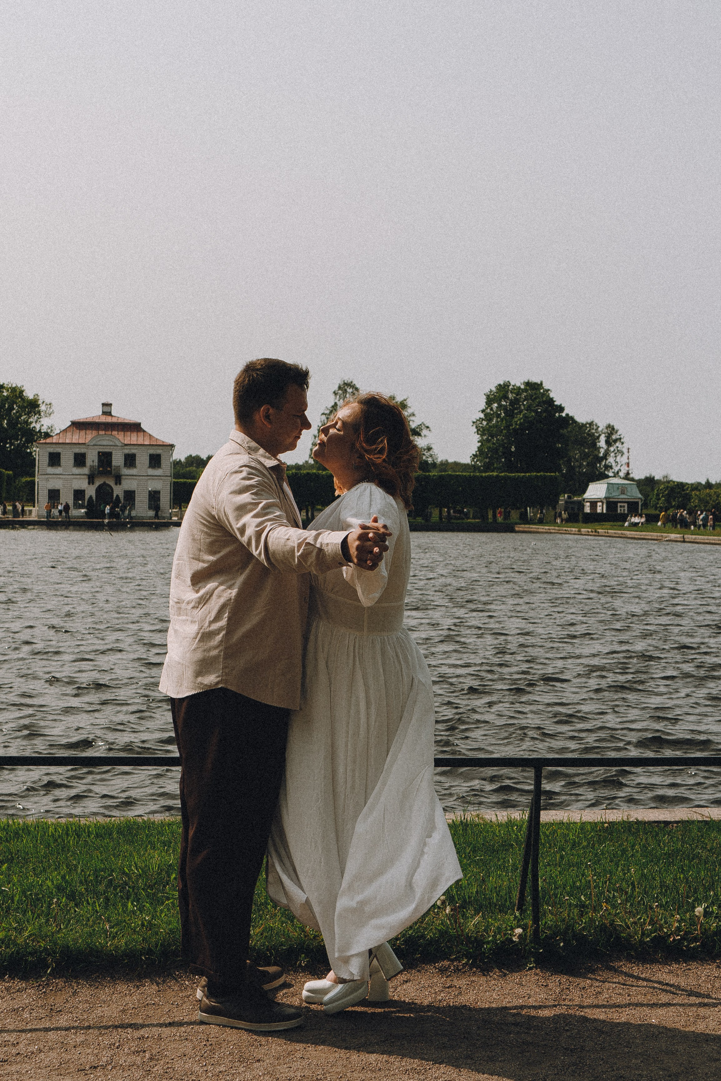 СВАДЕБНАЯ ИСТОРИЯ В ПЕТЕРГОФЕ. Профессиональный фотограф, Санкт-Петербург — Виктория Богомолова