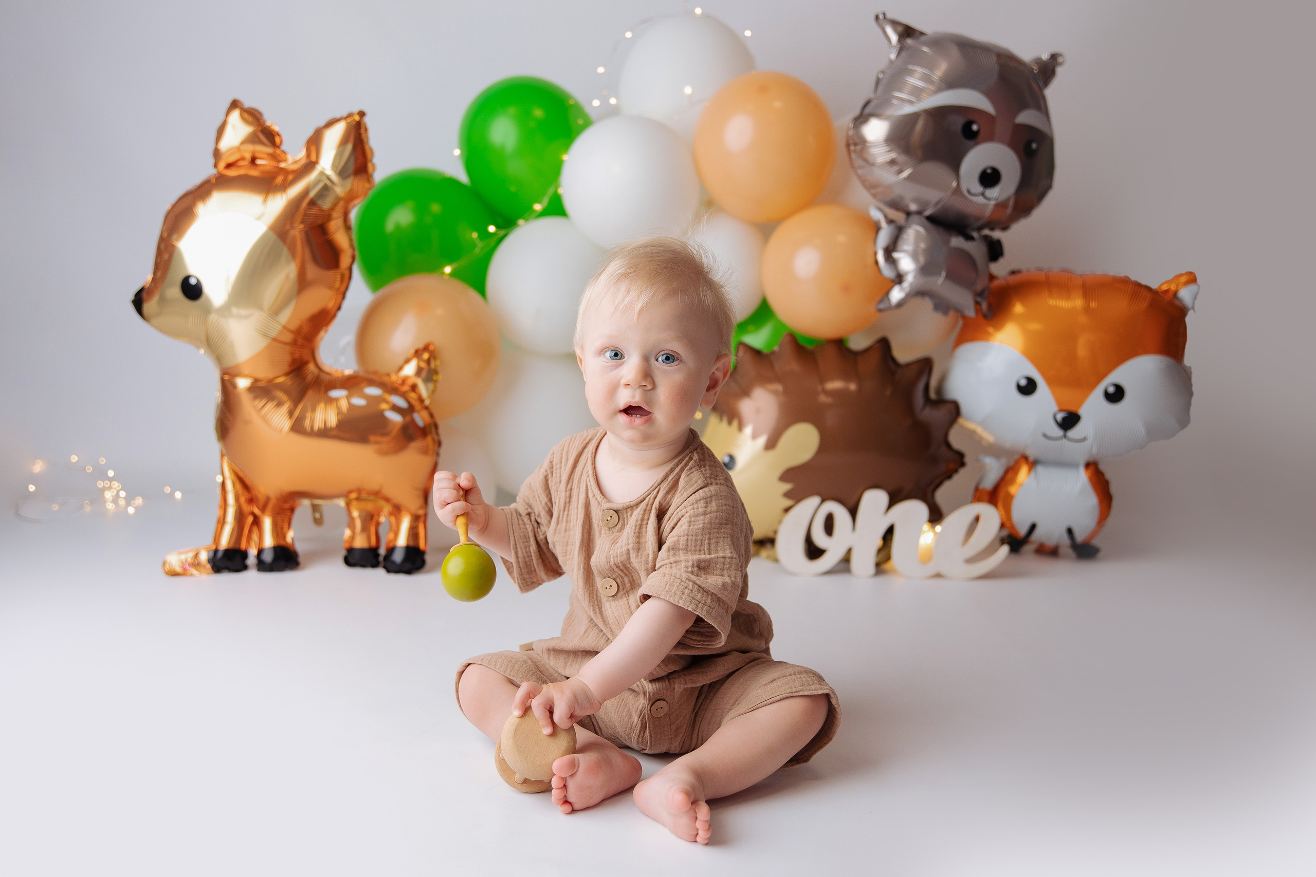 Праздничное оформление. Фотограф беременности, новорожденных Москва. годики под ключ